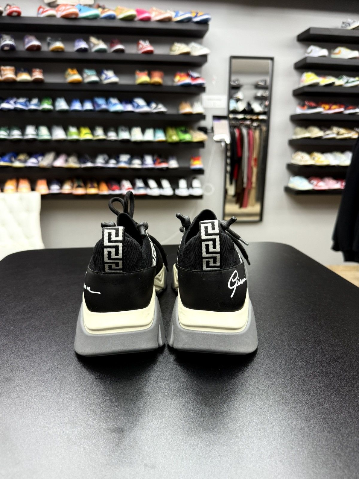 Versace Versace Squalo Black Signature Trainer Shoes Size 40 / 7 US Size US 7 / EU 40 - 10 Thumbnail
