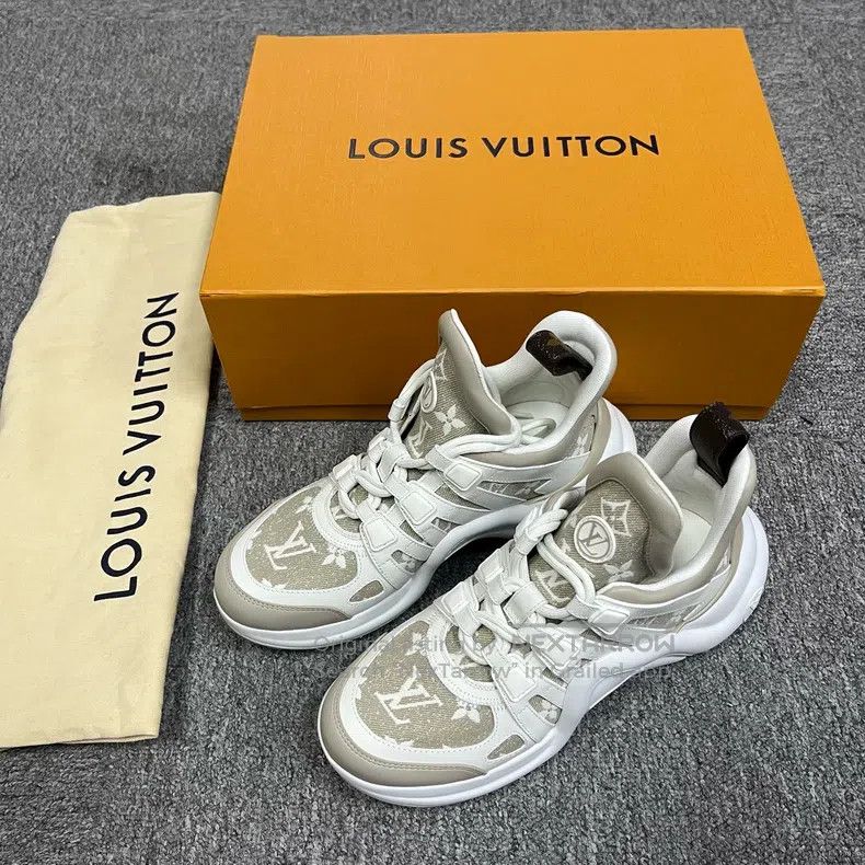Louis Vuitton Light tan denim lace-up logo low-cut athleis