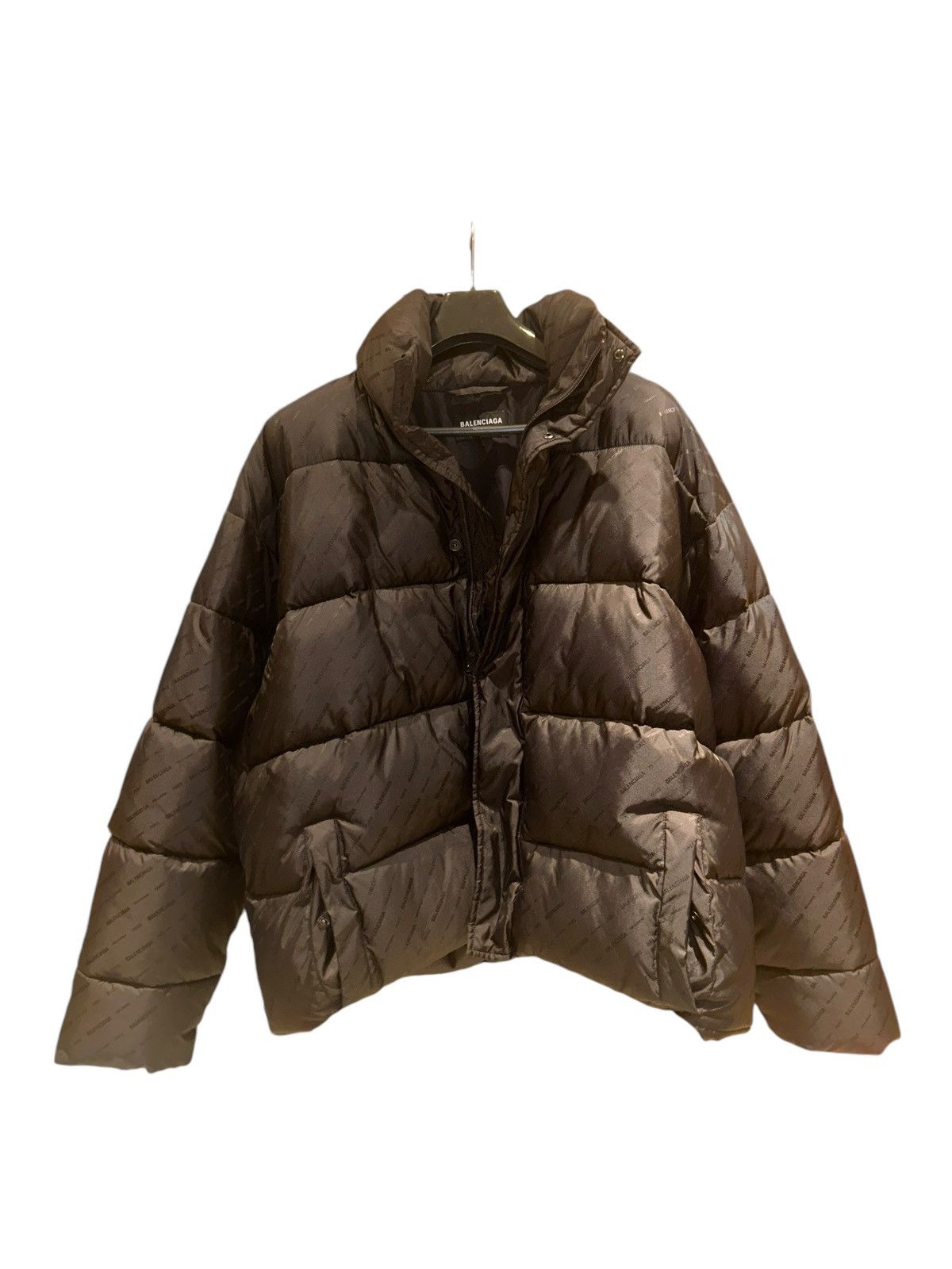 Balenciaga Balenciaga Wardrobe Puffer/Down Jacket Size US M / EU 48-50 / 2 - 3 Thumbnail