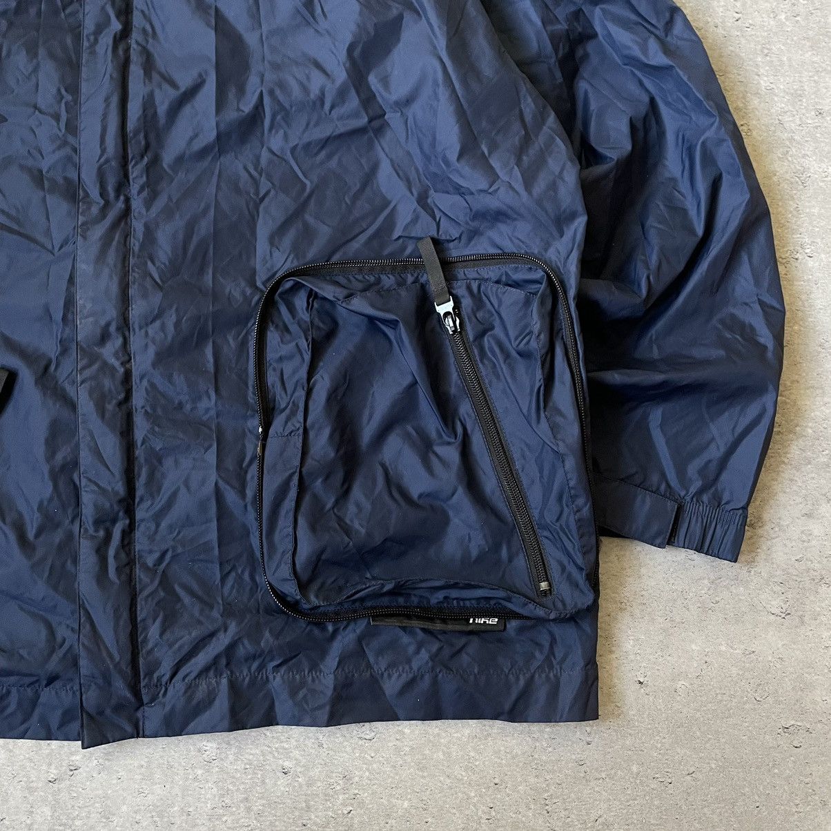 Nike × Vintage Vintage 00s Transformer Nylon Metal Nike Bag 2in1 Jacket Size US XL / EU 56 / 4 - 5 Thumbnail