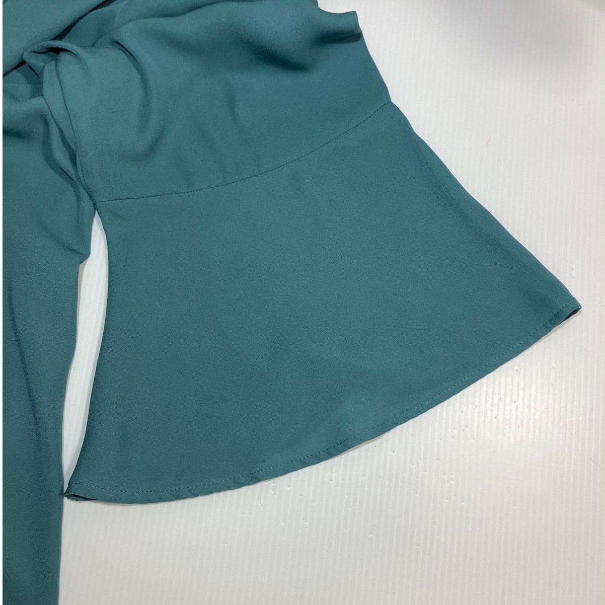 Avenue Avenue Boho Teal Keyhole ¾ Bell Sleeve Tunic Blouse 18/20 Size XXL / US 16-18 / IT 52-54 - 6 Thumbnail
