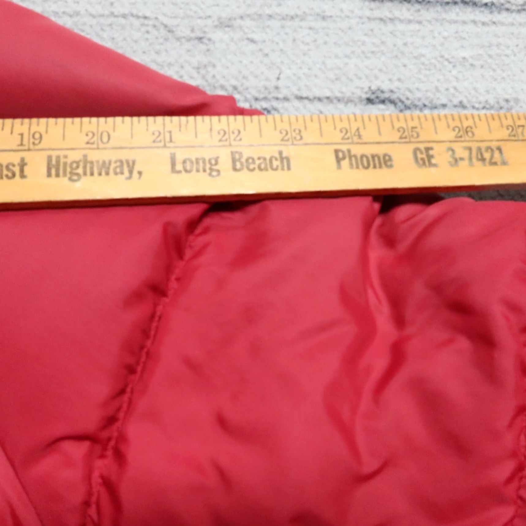 Sierra Designs VINTAGE Sierra Designs Quilted Puffer Down Jacket Made in USA Size M Red 80s 70s Mens Size US S / EU 44-46 / 1 - 6 Thumbnail