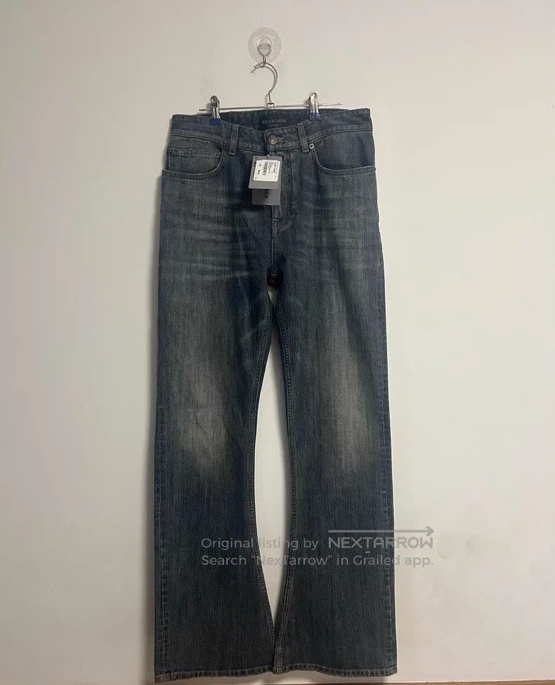 Balenciaga Balenciaga size M Washed Flared Letter Logo Denim Pants Size US 27 - 1 Thumbnail