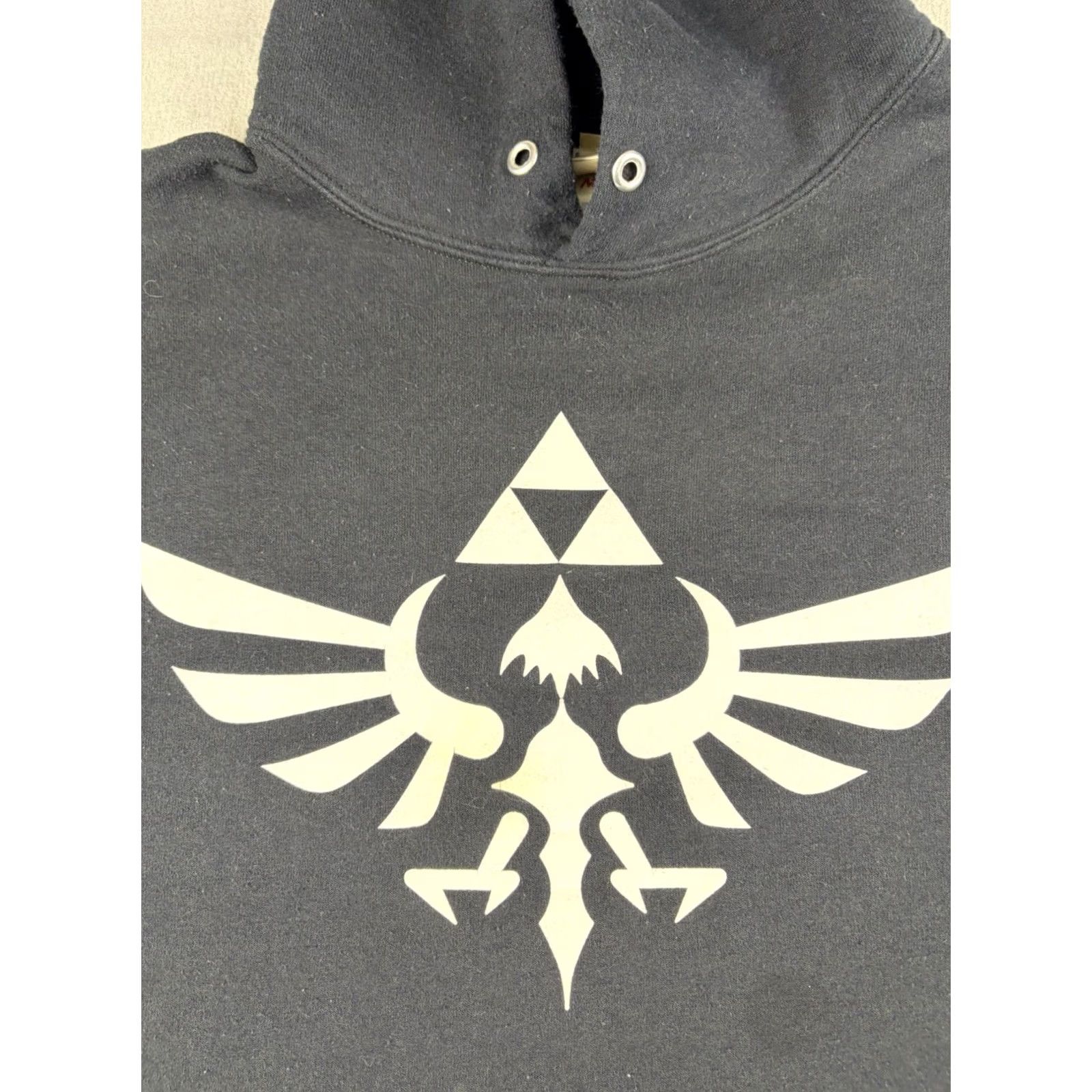 Jerzees VINTAGE Jerzees Sweatshirt Black XL Triforce Symbol Nintendo 90s Graphic Print Pullover Men Mens Size XL Size US XL / EU 56 / 4 - 2 Thumbnail