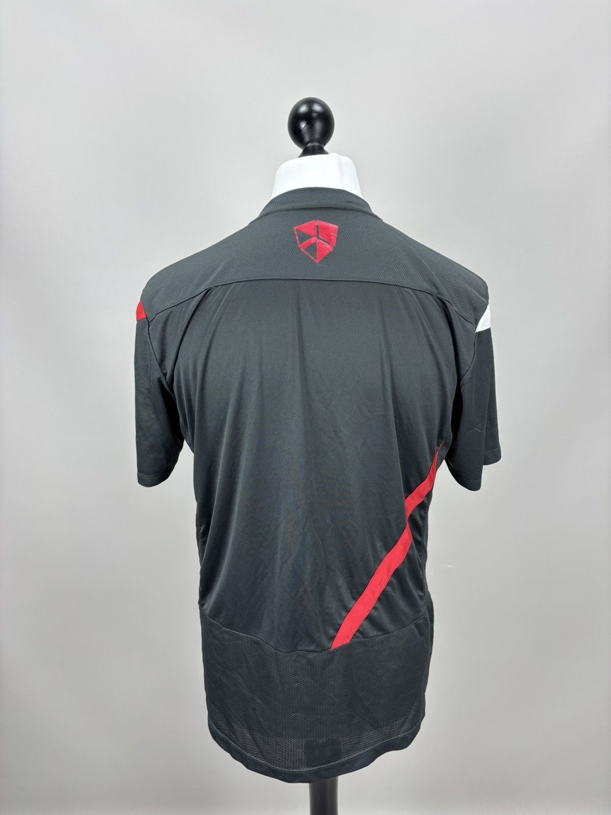 Nike Mens t shirt Nike Manchester United Size L Color Gray Size US L / EU 52-54 / 3 - 6 Thumbnail