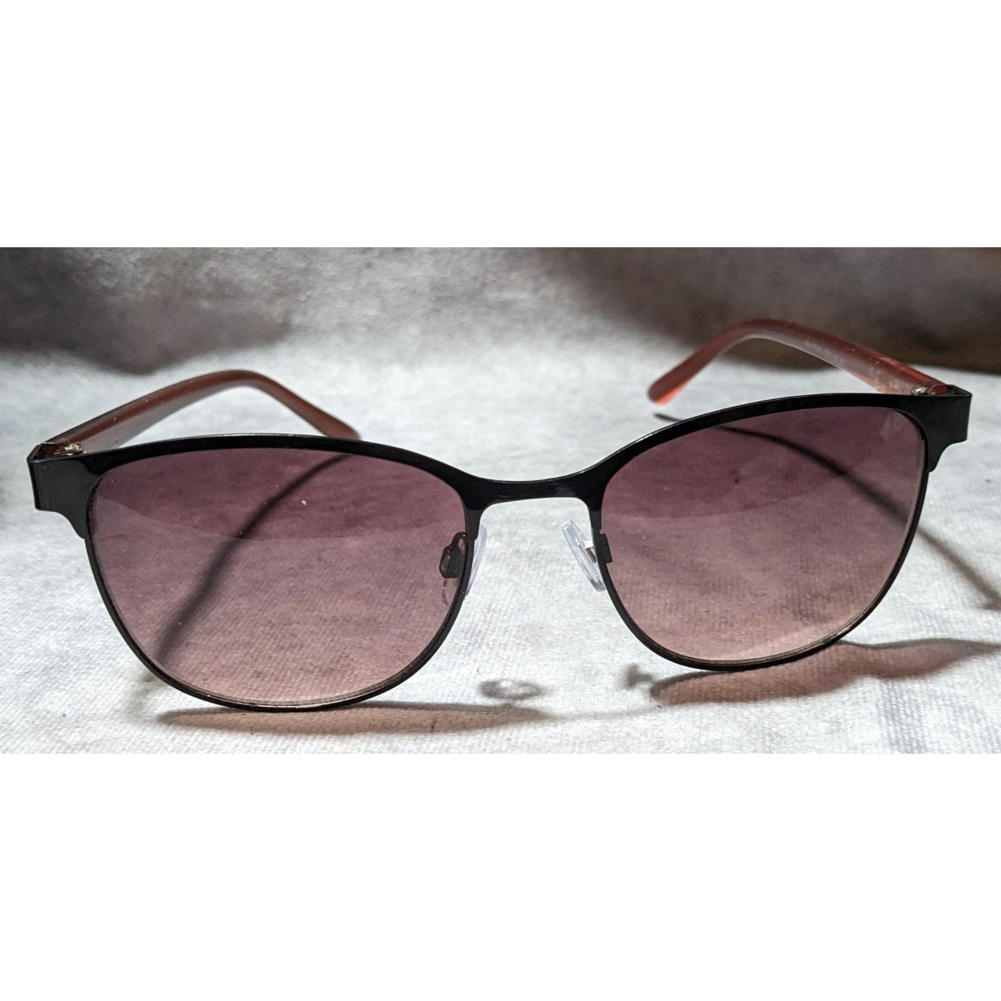 Oscar De La Renta Oscar De La Renta 3043 Brown And Black Sunglasses Size ONE SIZE - 1 Thumbnail