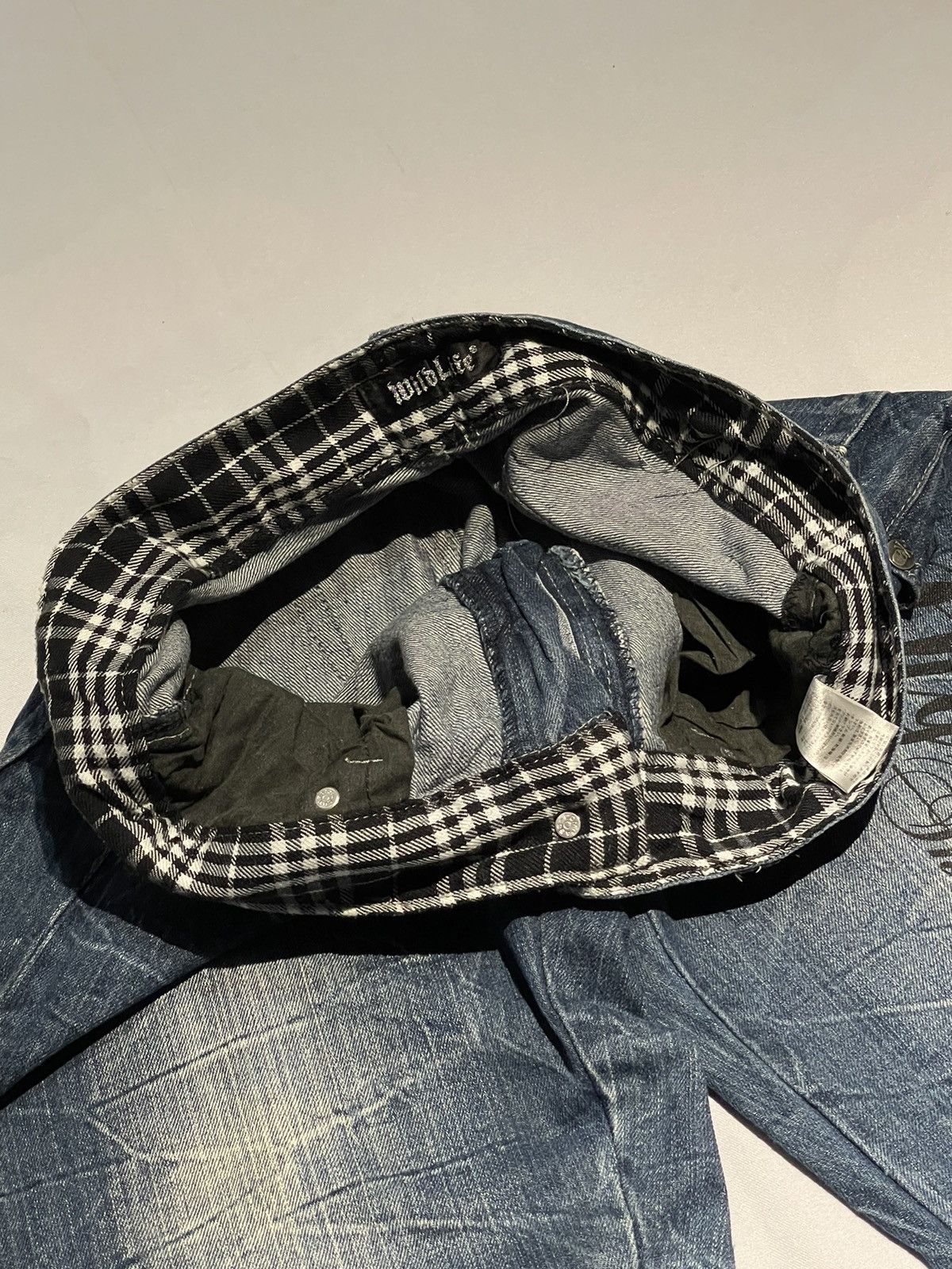 Japanese Brand × Vintage Japanese Brand Wild Life Distressed Denim Pant Size US 32 / EU 48 - 14 Thumbnail