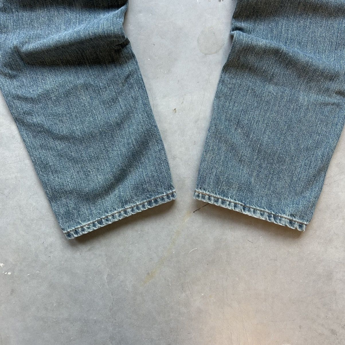 Levi's × Vintage Vintage Y2K Essential Levi 559 Straight Leg Skater Denim 33 Size US 33 - 3 Thumbnail