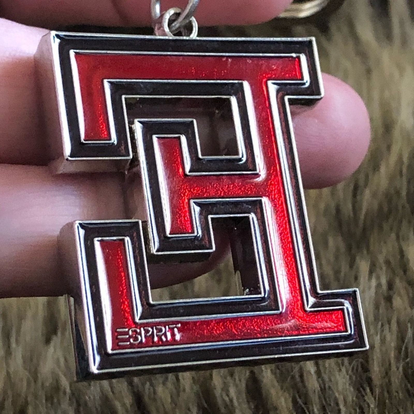 Esprit Vintage Esprit “E” metallic red enamel keychain Size ONE SIZE - 6 Thumbnail