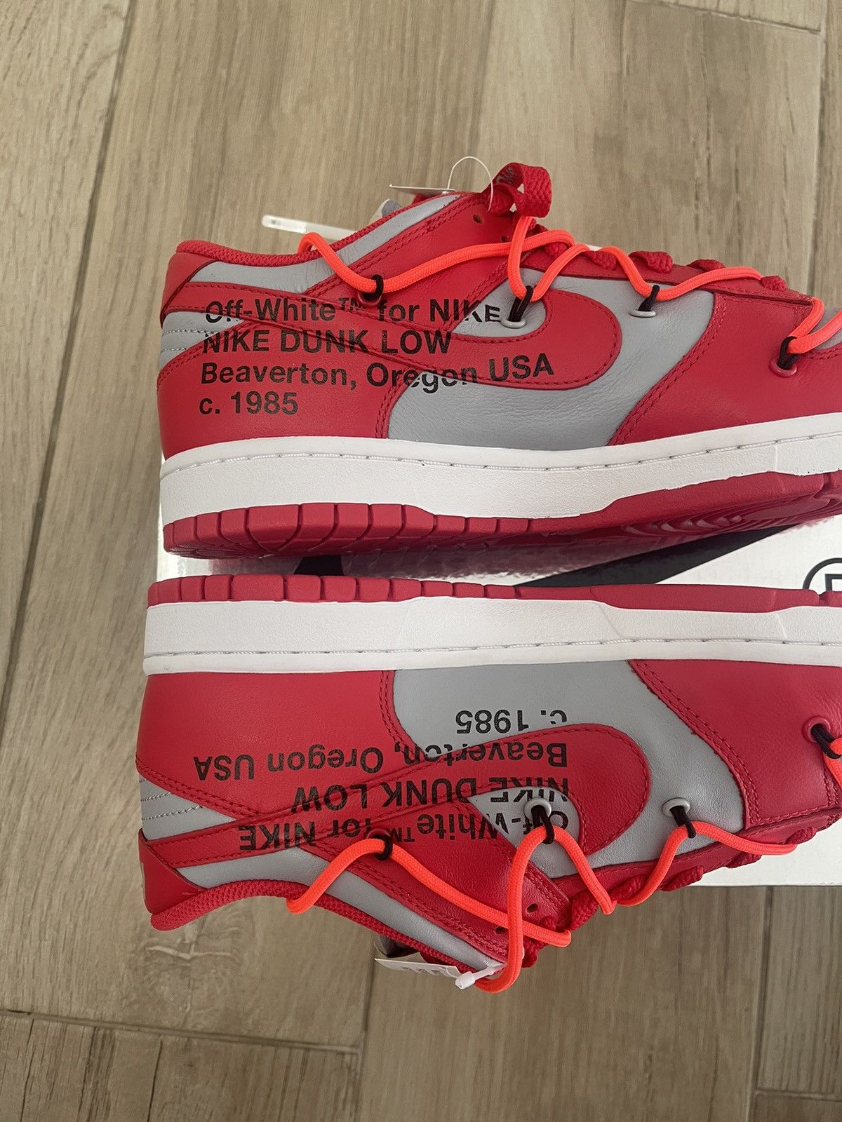 Nike × Off-White Dunk Low University Red-Wolf Grey 2019 Size US 10.5 / EU 43-44 - 8 Thumbnail