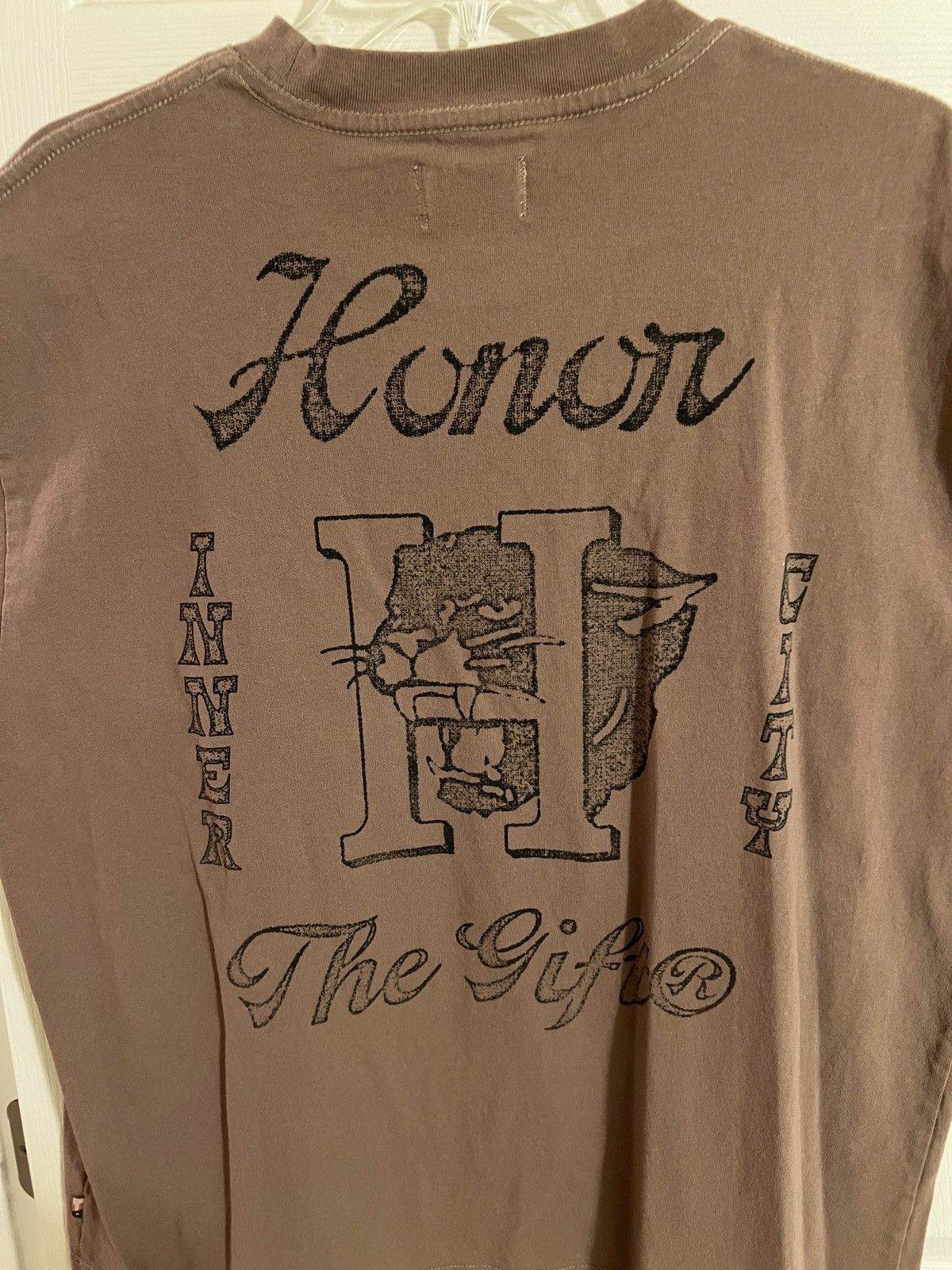 Honor the Gift Honor the gift cougar Inner City pocket T shirt Size US L / EU 52-54 / 3 - 1 Thumbnail