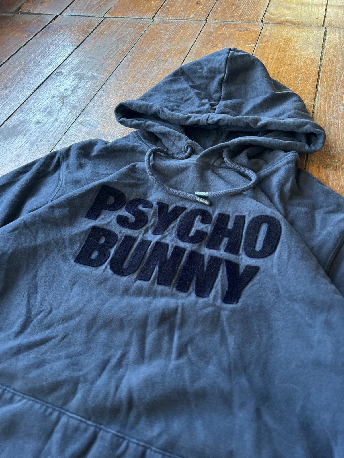 Psycho Bunny 2023 PSYCHO BUNNY NWT SOLID BLUE VELVET HOODED SWEATSHIRT Size US L / EU 52-54 / 3 - 5 Thumbnail