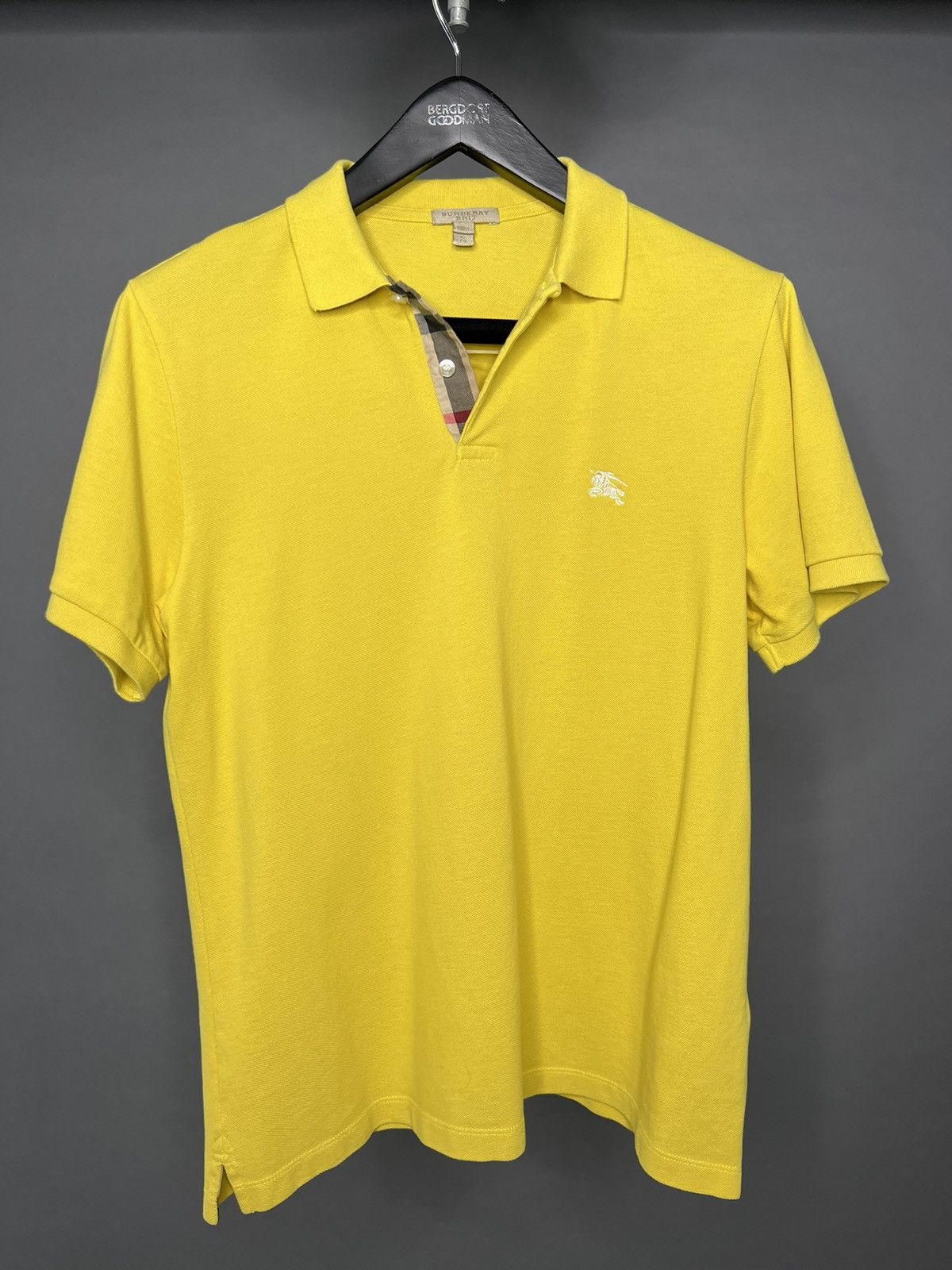 Burberry polo