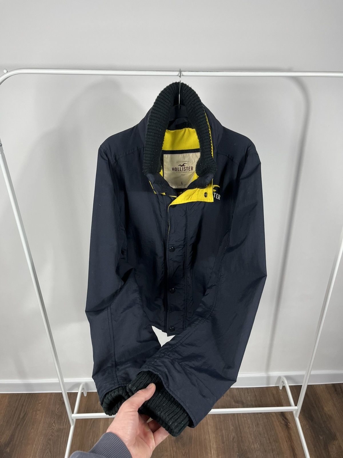 Hollister Hollister Navy Jacket Yellow Lining Size L Winter Size US L / EU 52-54 / 3 - 6 Thumbnail