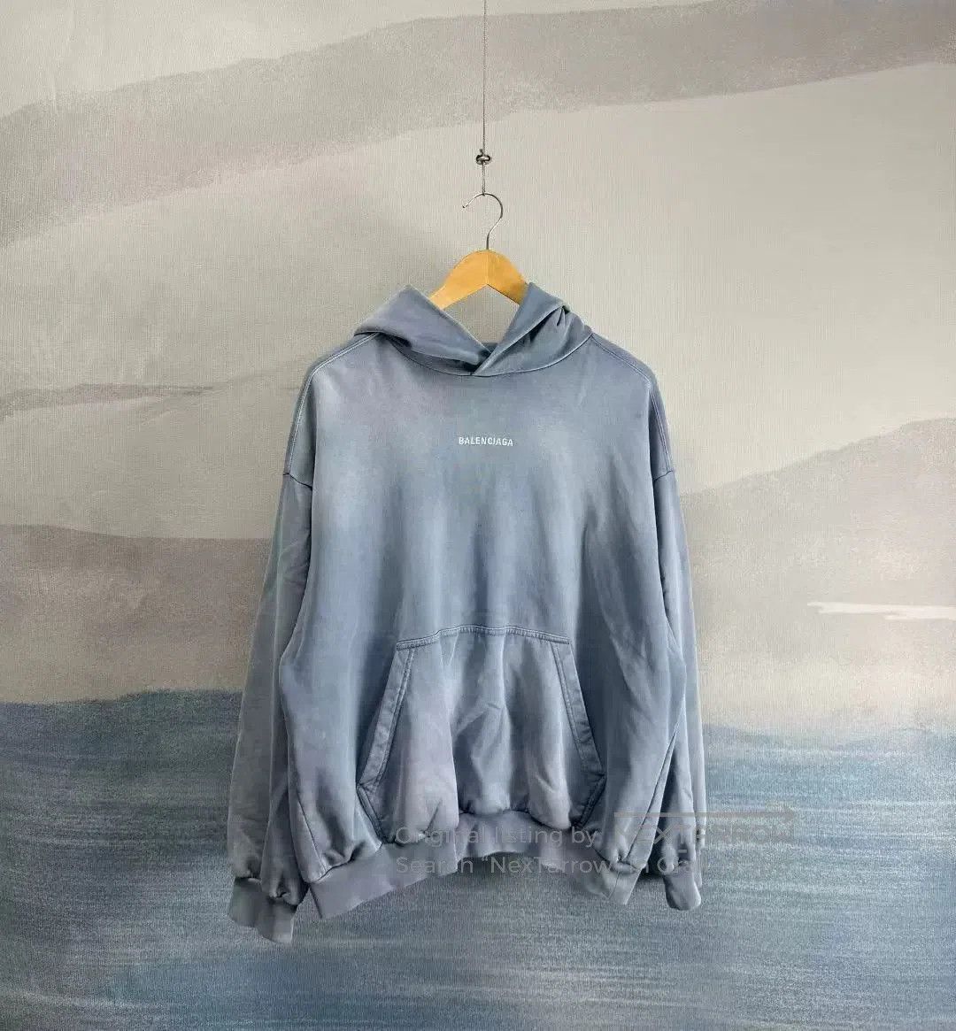 Balenciaga balenciaga vintage gray hoodie with embroidery. Size US S / EU 44-46 / 1 - 1 Thumbnail