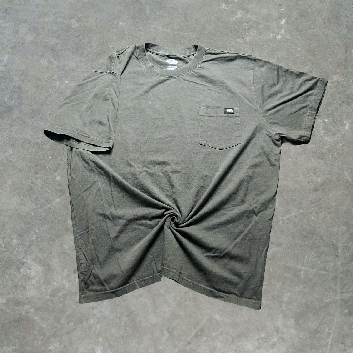 Dickies Dickies 2XL T Army Green Pocket T Shirt Size US XXL / EU 58 / 5 - 1 Thumbnail