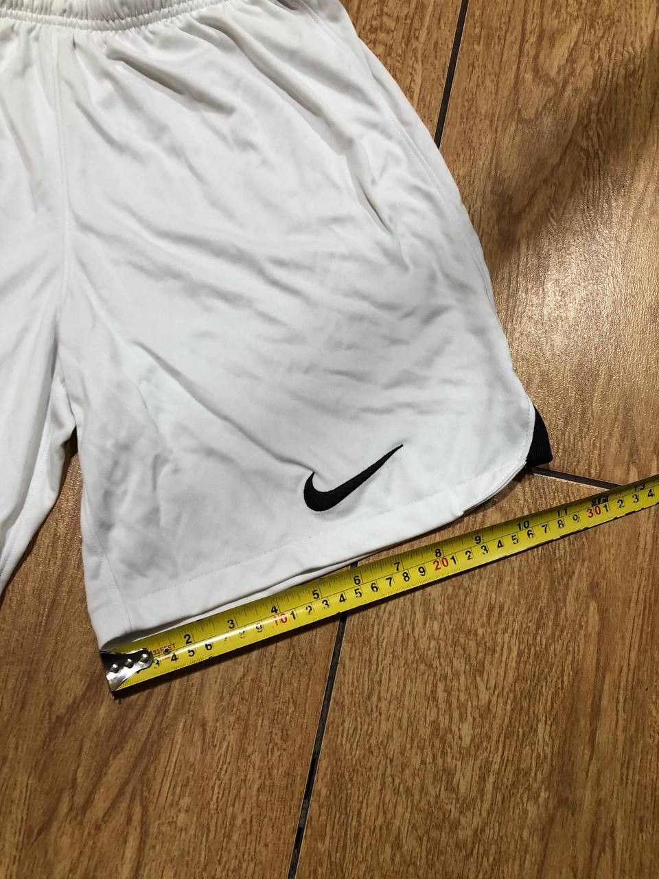 Nike Liverpool FC Nike Dry Fit Shorts SPORTWEAR Size US 32 / EU 48 - 7 Thumbnail