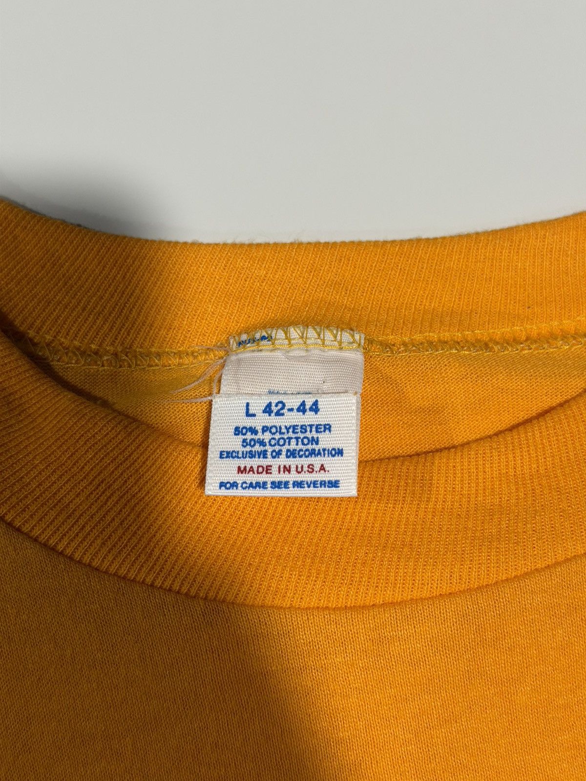 Vintage 1980s Vintage Yellow Blank Single Stitch Grunge Tee L Size US L / EU 52-54 / 3 - 10 Thumbnail