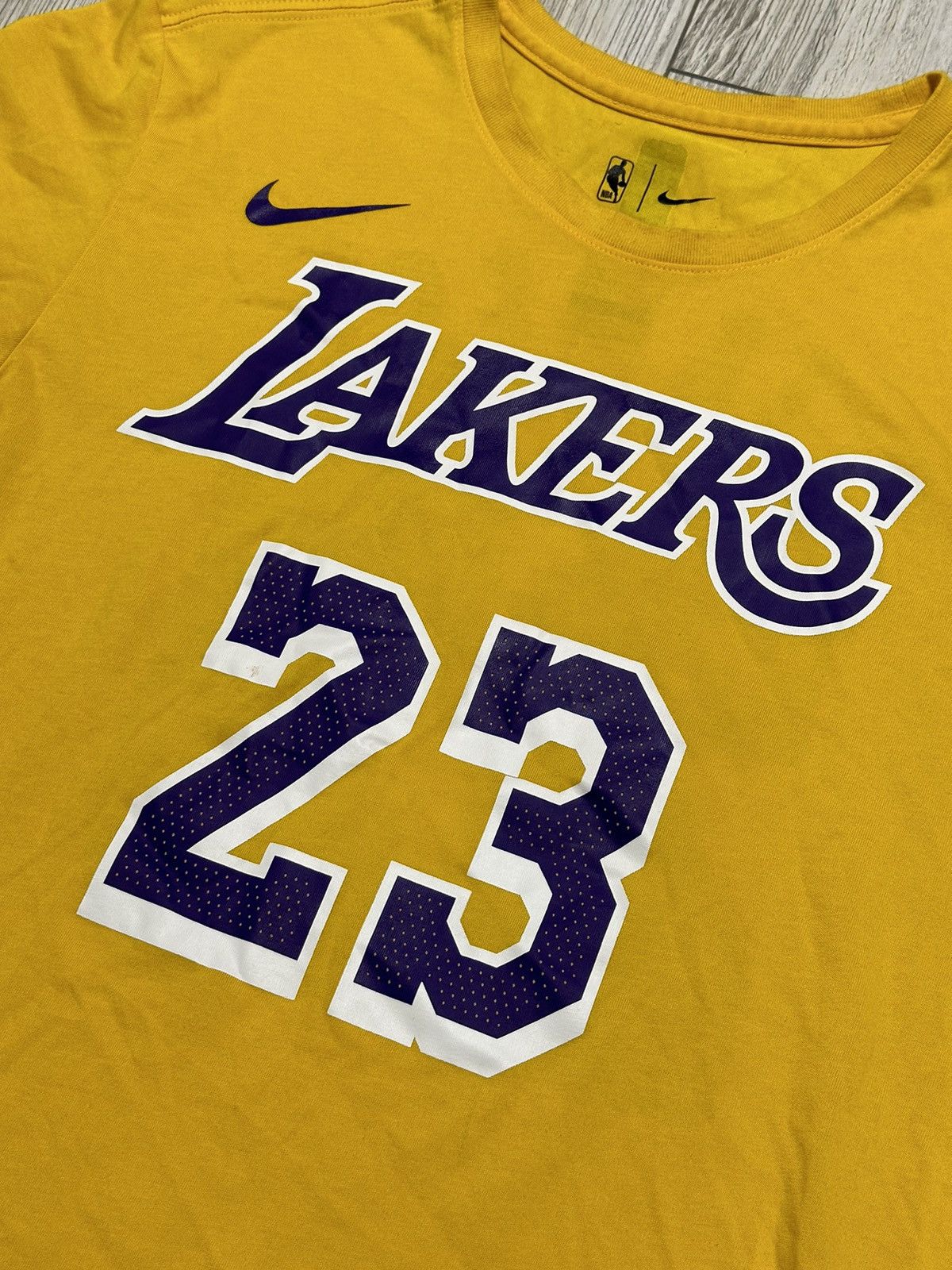 NBA Nike LeBron James #23 Lakers Jersey Shirt Size US M / EU 48-50 / 2 - 3 Thumbnail