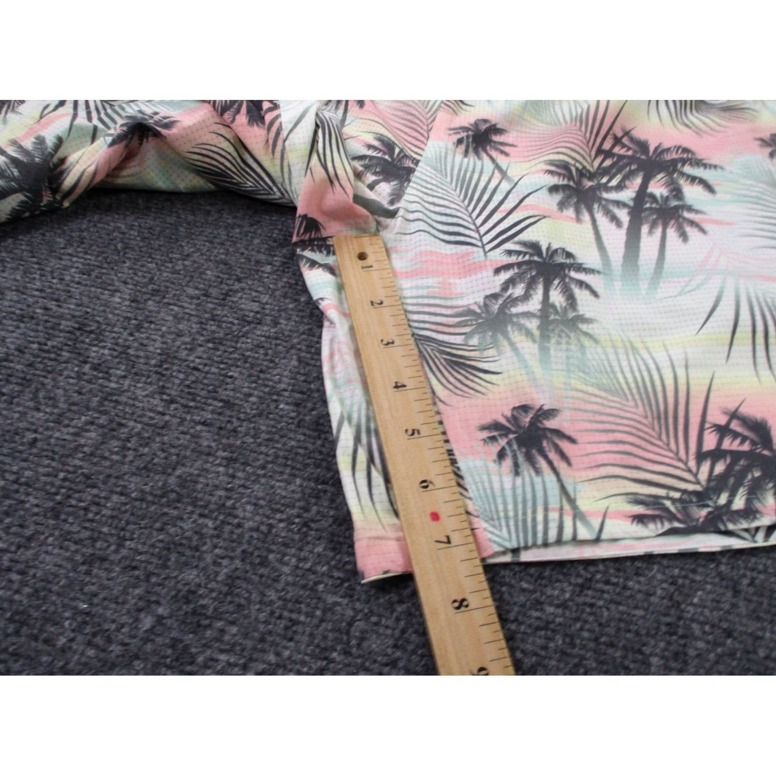 Vintage Strafe Aspen Shorts Mens M Palm Tree Performance Active Training NEW Size US 31 - 3 Thumbnail