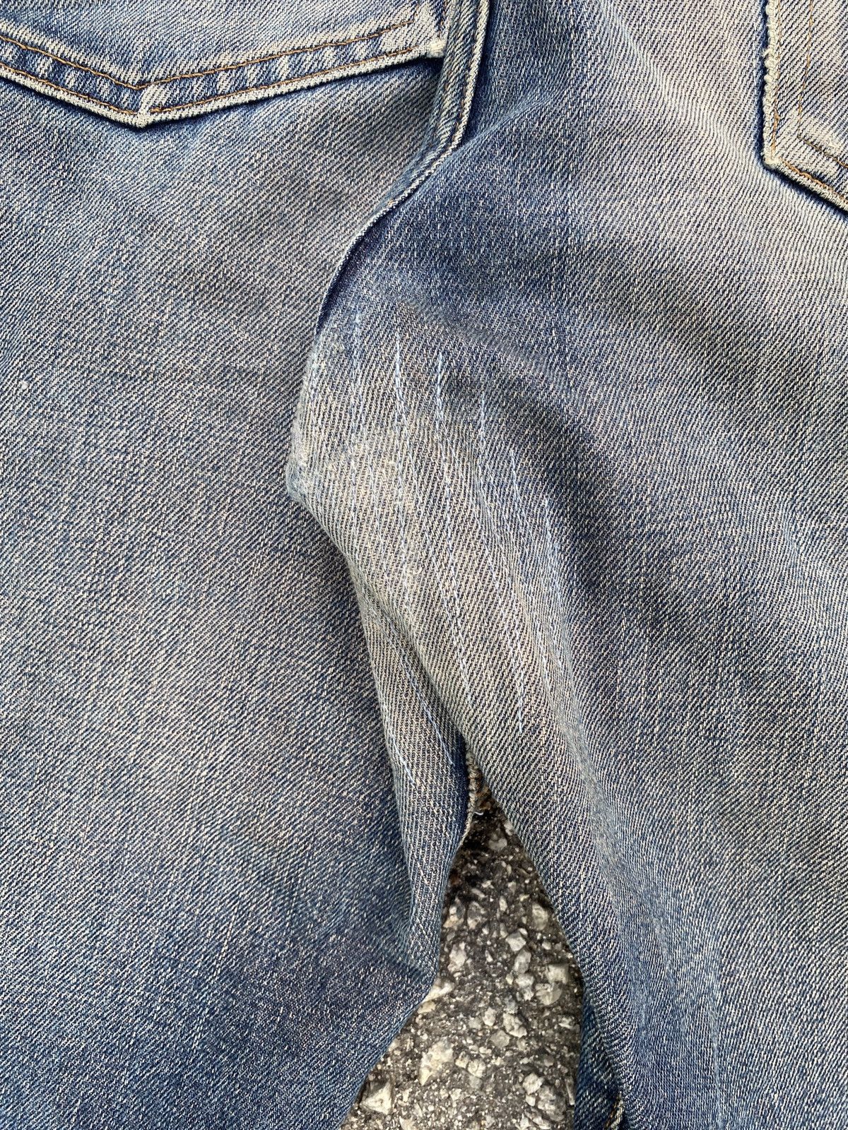 Diesel × Vintage Vintage 90’s Diesel D Blue Washed Distressed Denim Size US 32 / EU 48 - 14 Thumbnail