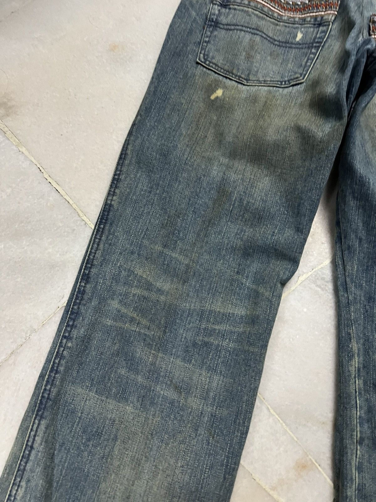 Japanese Brand × Jean × Vintage Japanese brand exhibitionist Distress Dirty Jean Size US 32 / EU 48 - 15 Thumbnail