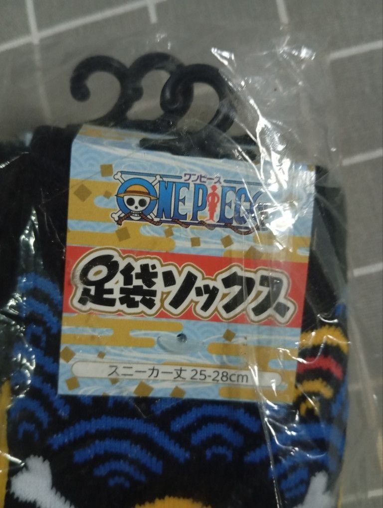 Japanese Brand × One Piece One Piece ☠️ Anime Tabi Socks Unisex 😍 Size ONE SIZE - 4 Thumbnail