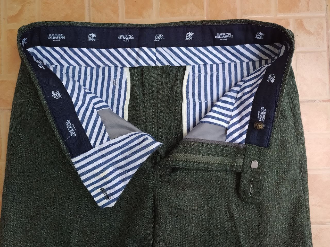 Maurizio Baldassari MAURIZIO BALDASSARI WOOL CROPPED PANTS TROUSERS SIZE 48 Size US 30 / EU 46 - 4 Thumbnail