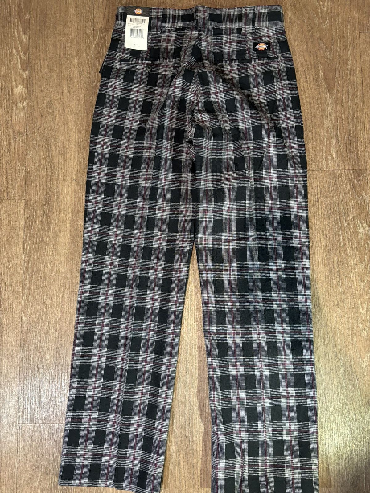 Dickies ***FINAL DROP***RARR BNWT DICKIES REGULAR FIT CHECKER 30x32 Size US 30 / EU 46 - 13 Thumbnail