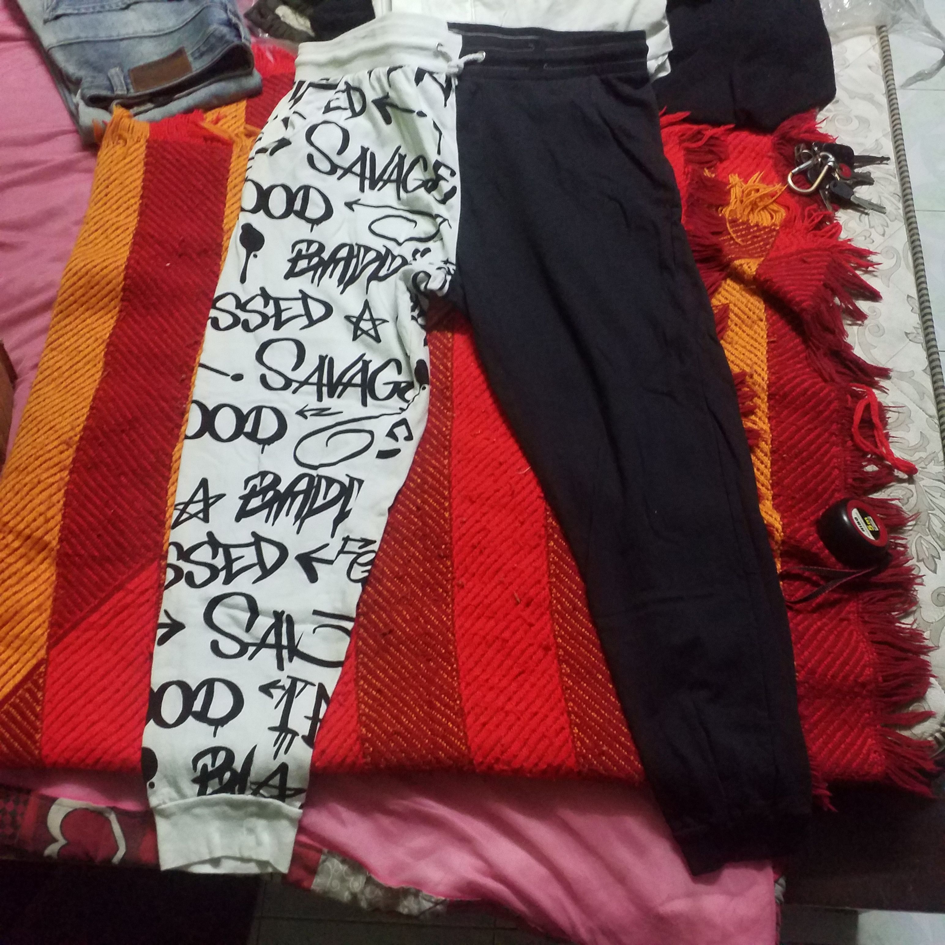 Japanese Brand × Kicks On Fire BLACK AND WHITE SWEATPANT HIP HOP ON FIRE Size US 36 / EU 52 - 1 Thumbnail