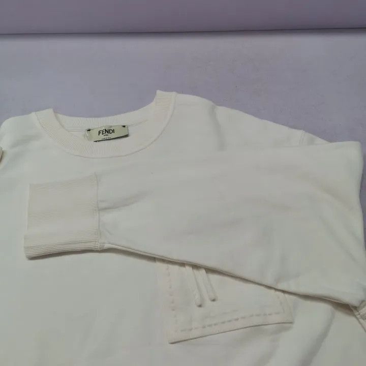 Fendi Fendi SS23 White Logo Knit Long Sleeve Sweatshirt -2507 Size L / US 10 / IT 46 - 3 Thumbnail