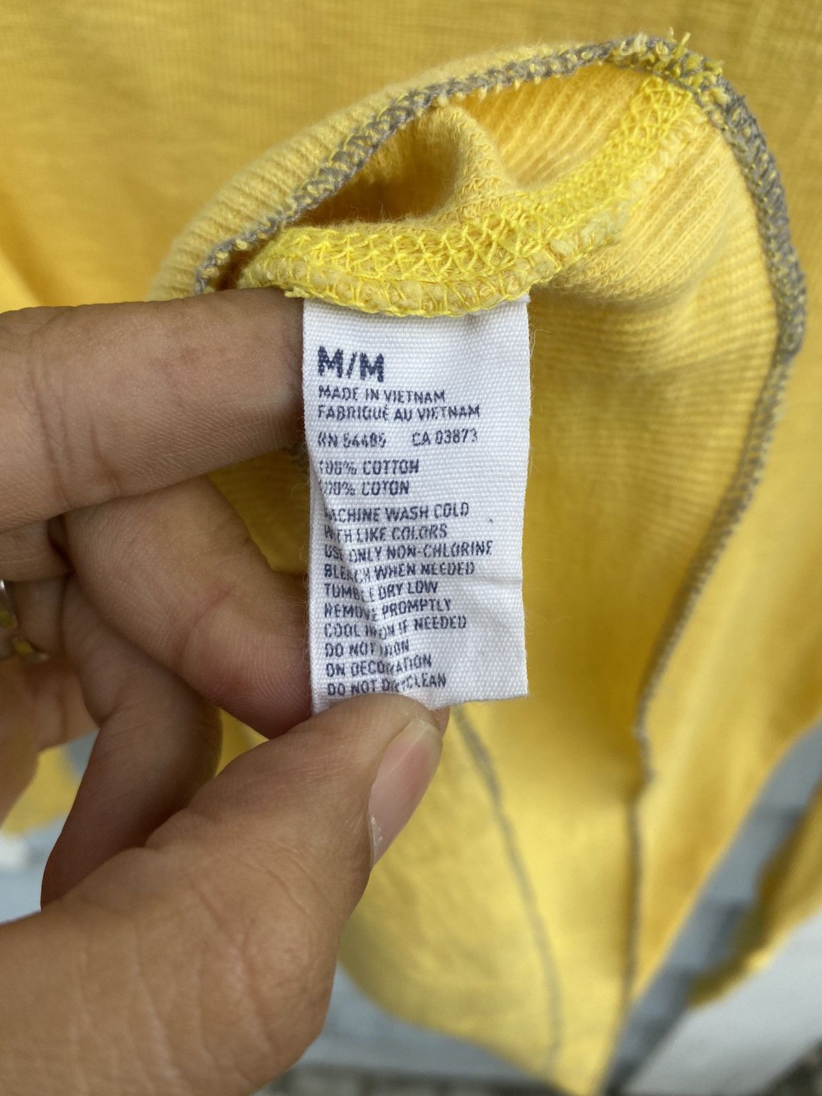 American Eagle Outfitters American Eagle Outfitters NY-DISTRICT Distressed Longsleeve Size US M / EU 48-50 / 2 - 16 Thumbnail