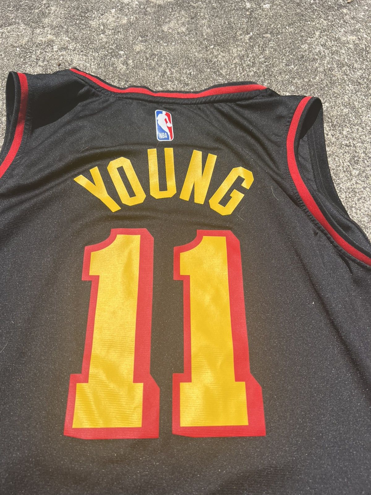NBA NBA Atlanta hawks Trae young basketball jersey Size US XL / EU 56 / 4 - 3 Thumbnail
