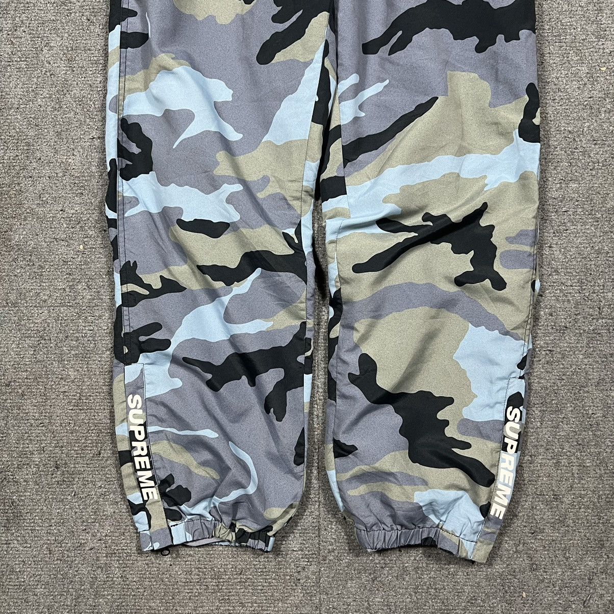 Supreme Supreme warm up pants SS18 blue camo Size US 34 / EU 50 - 3 Thumbnail