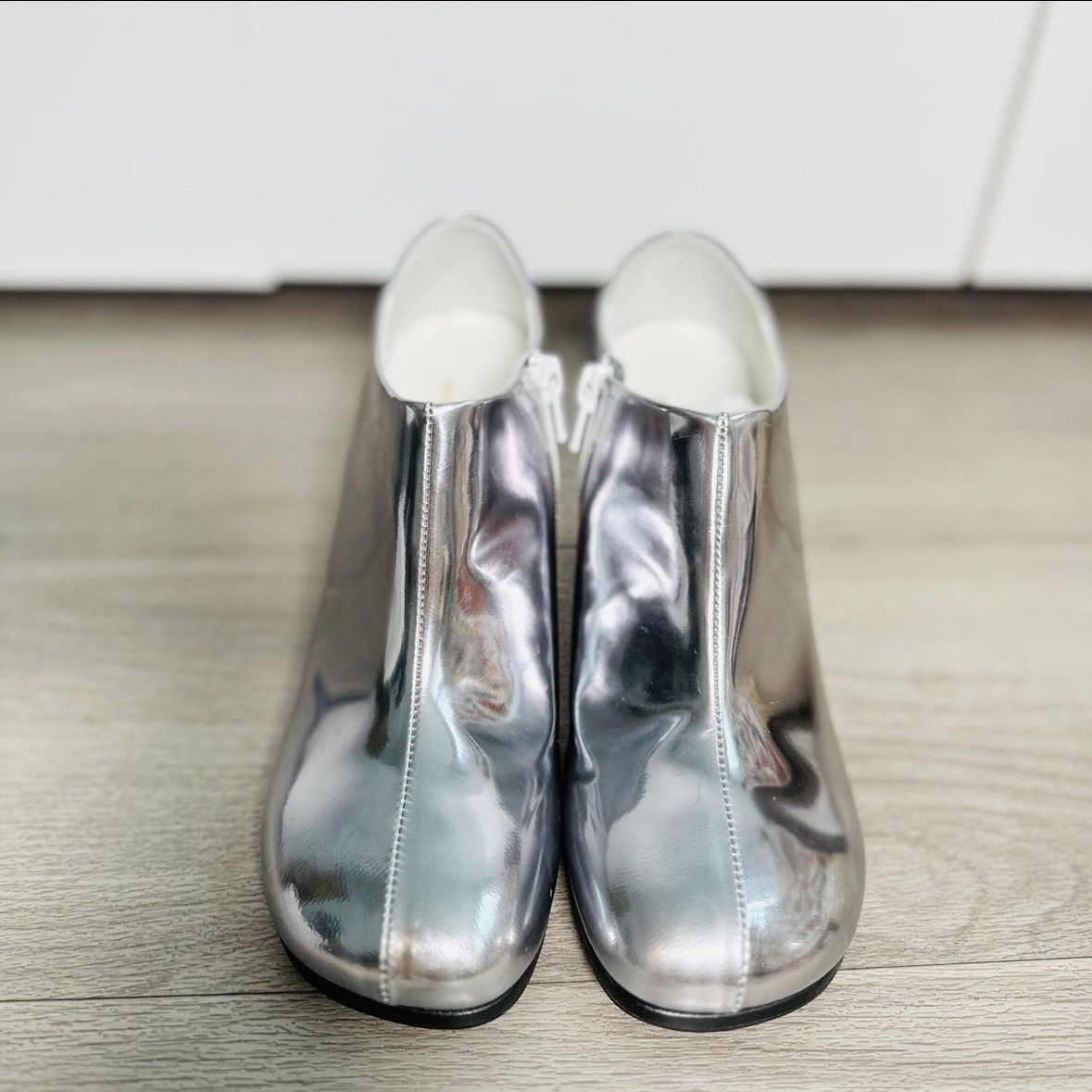 Junya Watanabe Junya Watanabe CDG Silver Leather Ankle Boots NWT Size US 6.5 / IT 36.5 - 6 Thumbnail