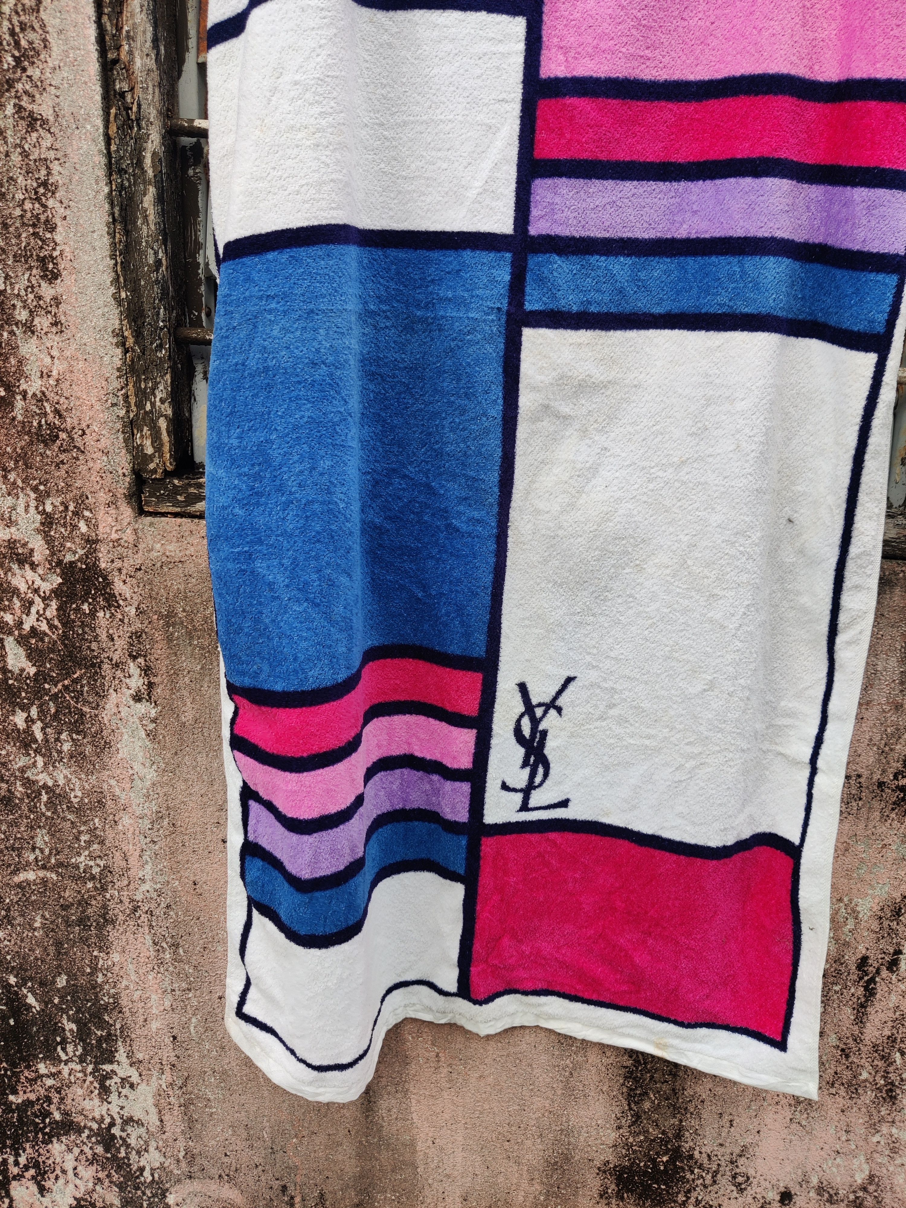 Vintage Vintage Yves Saint Lauren YSL Multicolour Towel Size ONE SIZE - 5 Thumbnail