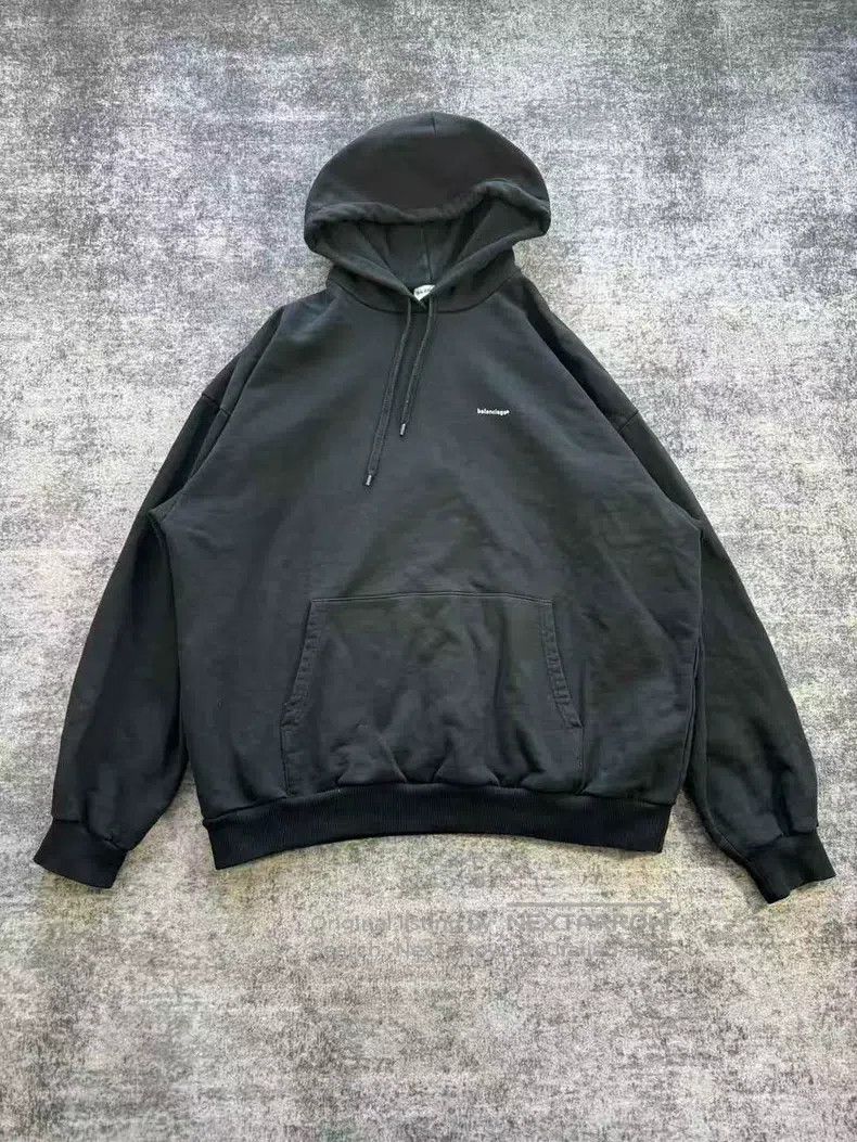 Balenciaga Balenciaga Black Small Logo Hoodie Size US M / EU 48-50 / 2 - 1 Thumbnail