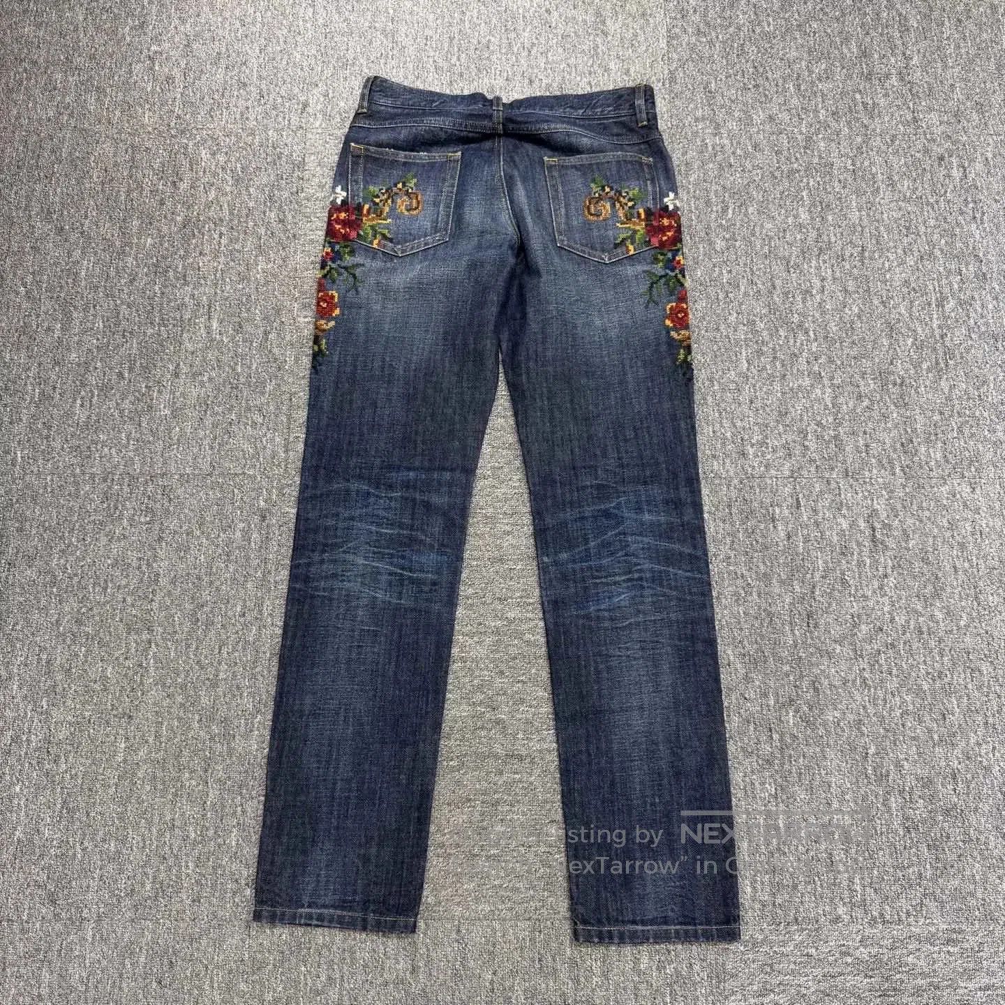 Dolce & Gabbana embroidered vintage denim jeans. Size 41" - 2 Thumbnail