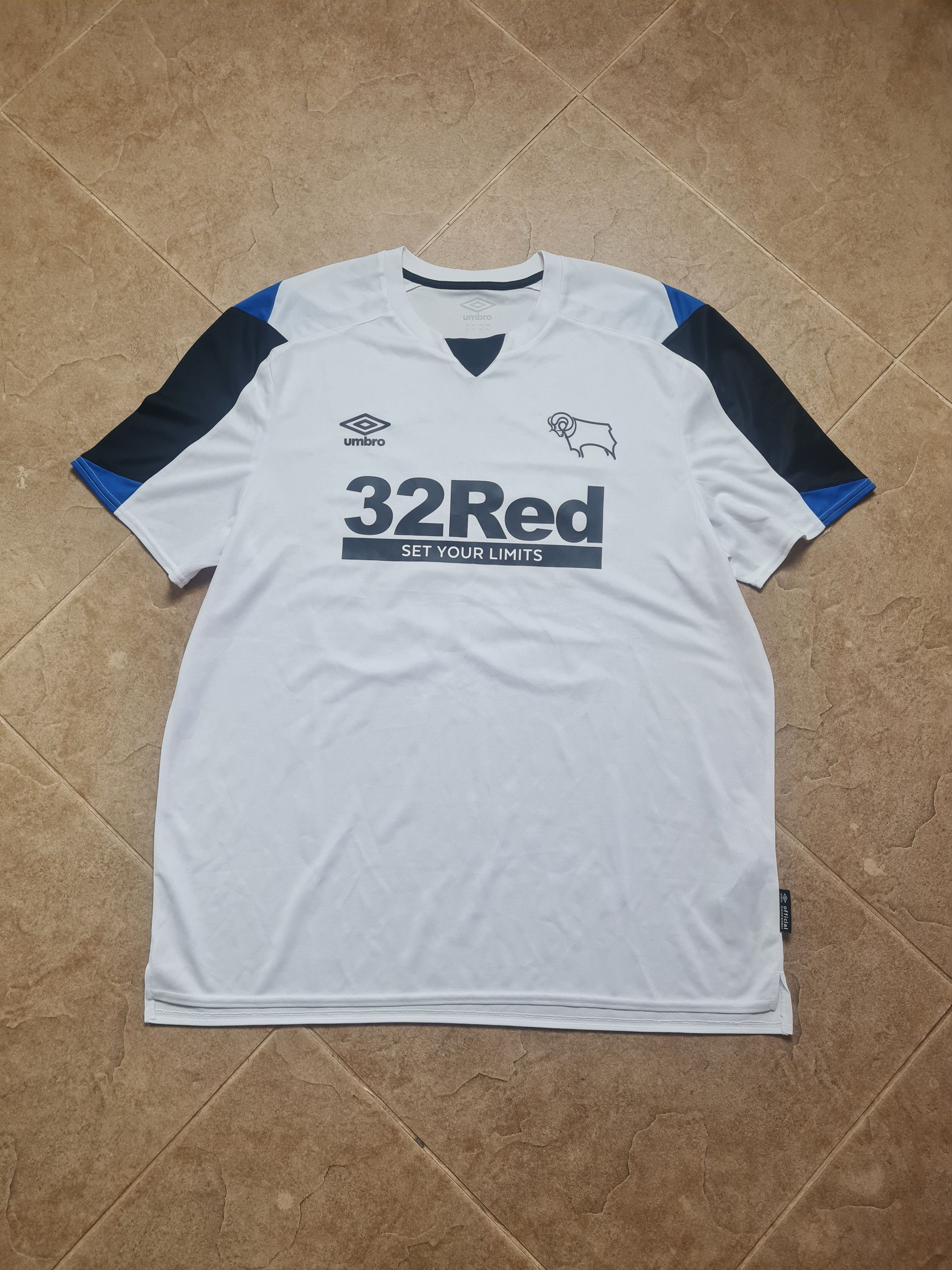 Umbro Soccer Jersey Derby County Football Shirt Umbro #50 Simon Size US XXL / EU 58 / 5 - 6 Thumbnail