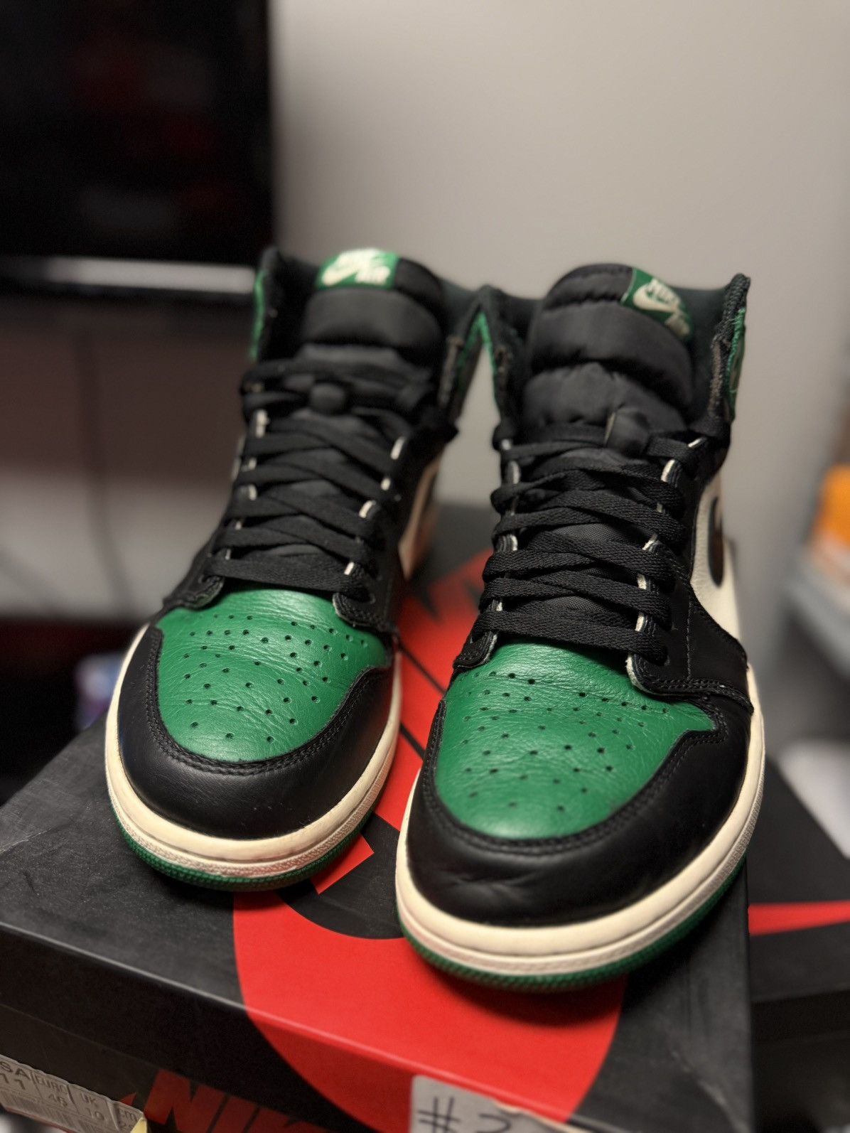 Jordan Brand × Nike Jordan 1 High OG Pine Green (2018) Size 11 🧼 Size US 11 / EU 44 - 7 Thumbnail