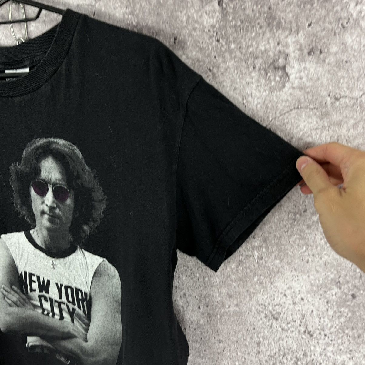 Band Tees Vintage 90’s John Lennon T-Shirt Band Tee Big Logo Size M Size US M / EU 48-50 / 2 - 5 Thumbnail