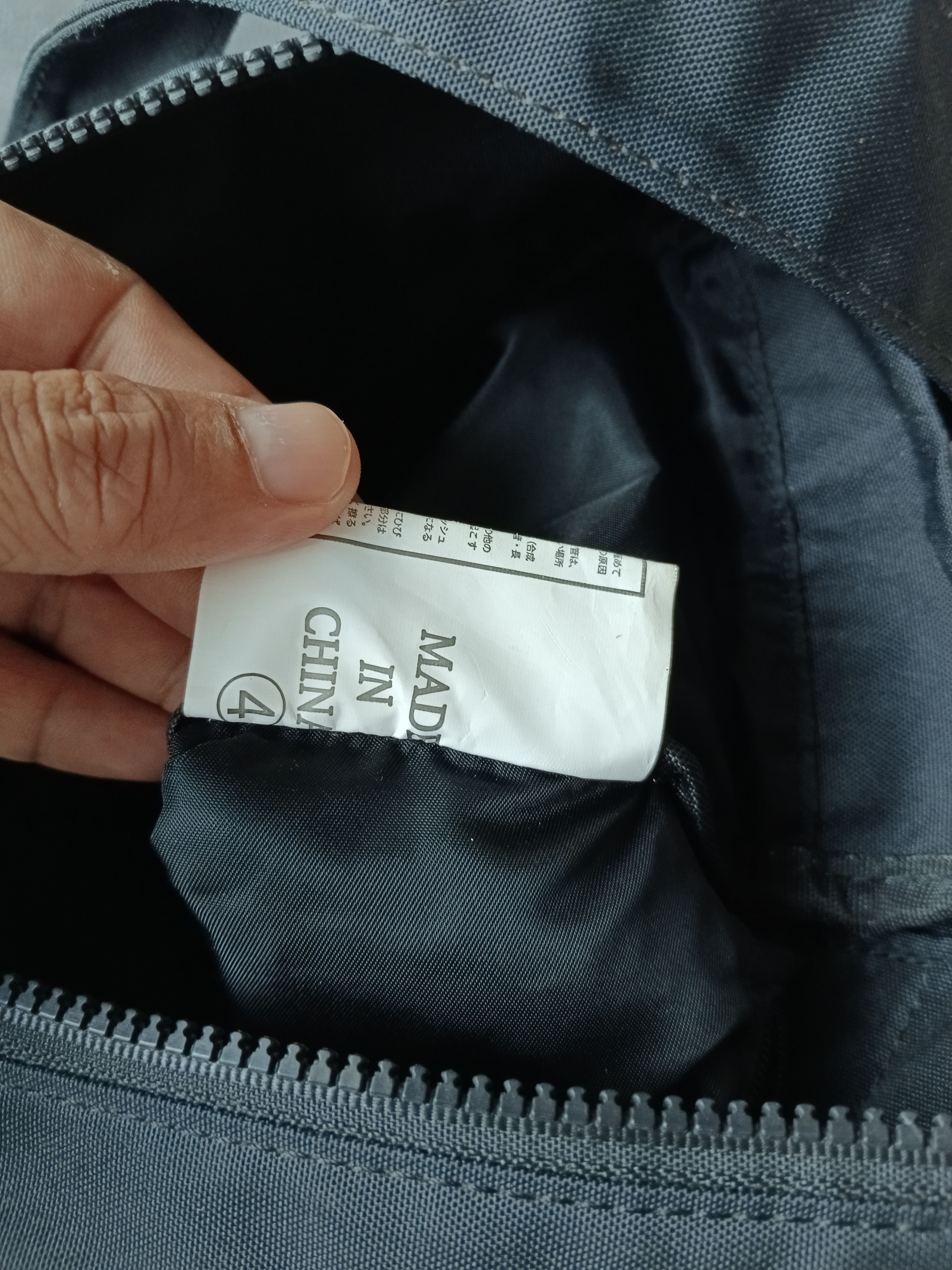 Yohji Yamamoto YOHJI YAMAMOTO YSAC ICONIC BLACK Size ONE SIZE - 8 Thumbnail