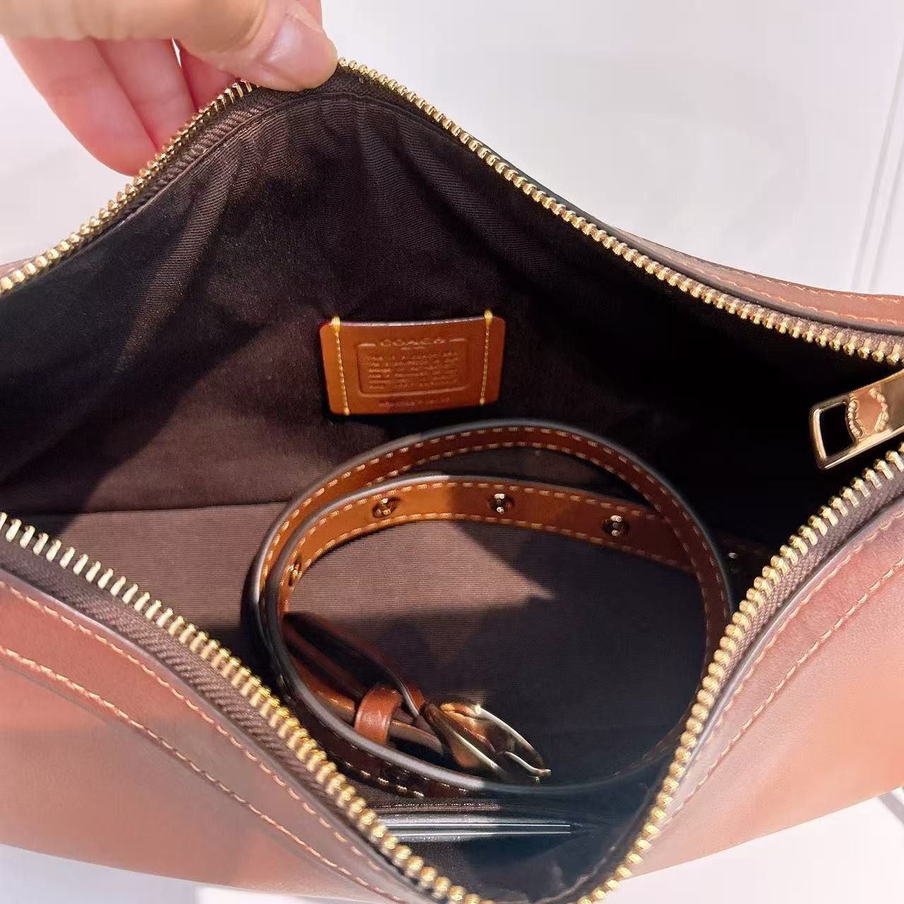 Coach Ella Small Shoulder Bag CDY38 Gold/Redwood Size ONE SIZE - 5 Thumbnail