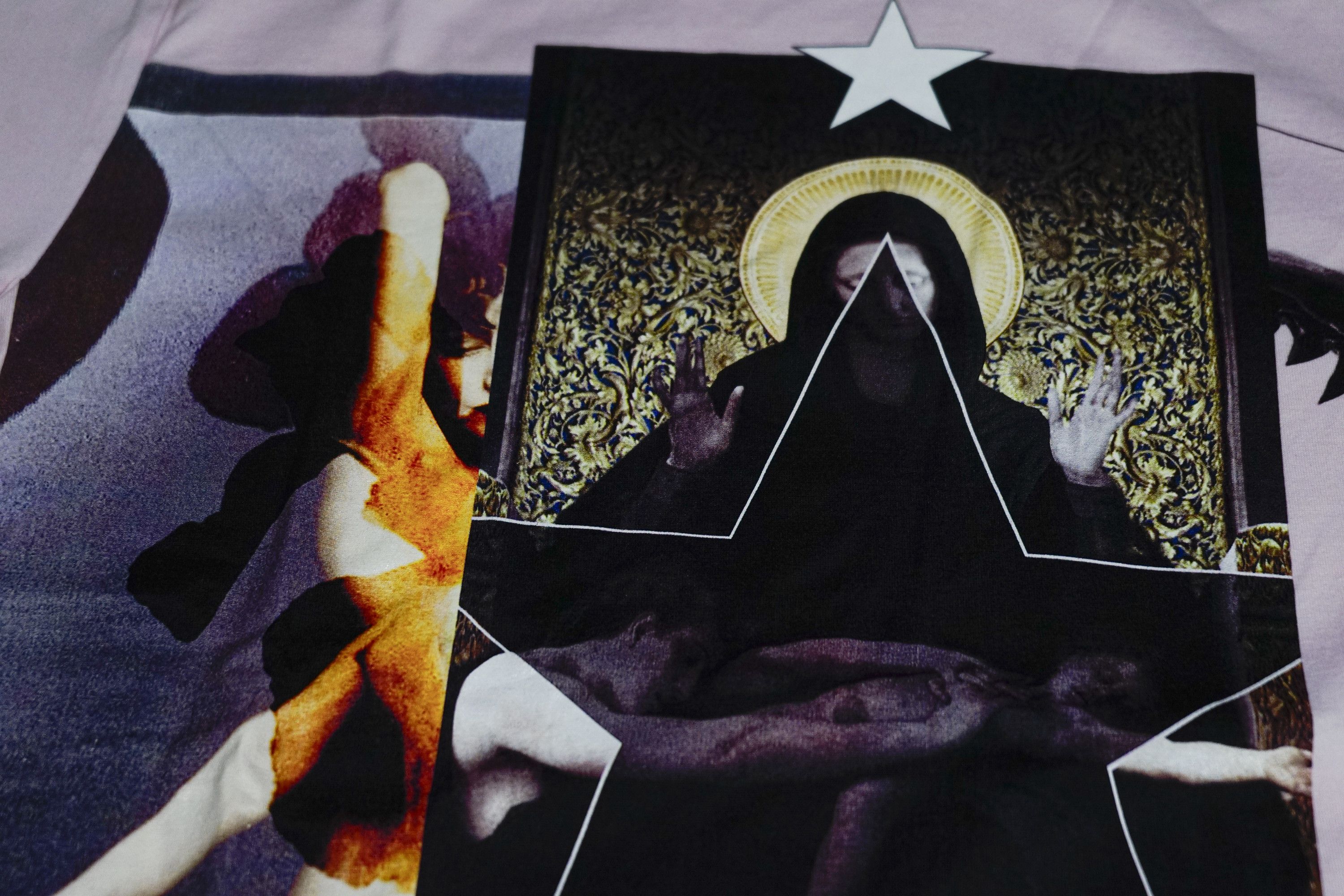 Givenchy ARCHIVE Givenchy TISCI Madonna Shark Star Pastel PinkSS19 Size US XS / EU 42 / 0 - 12 Thumbnail