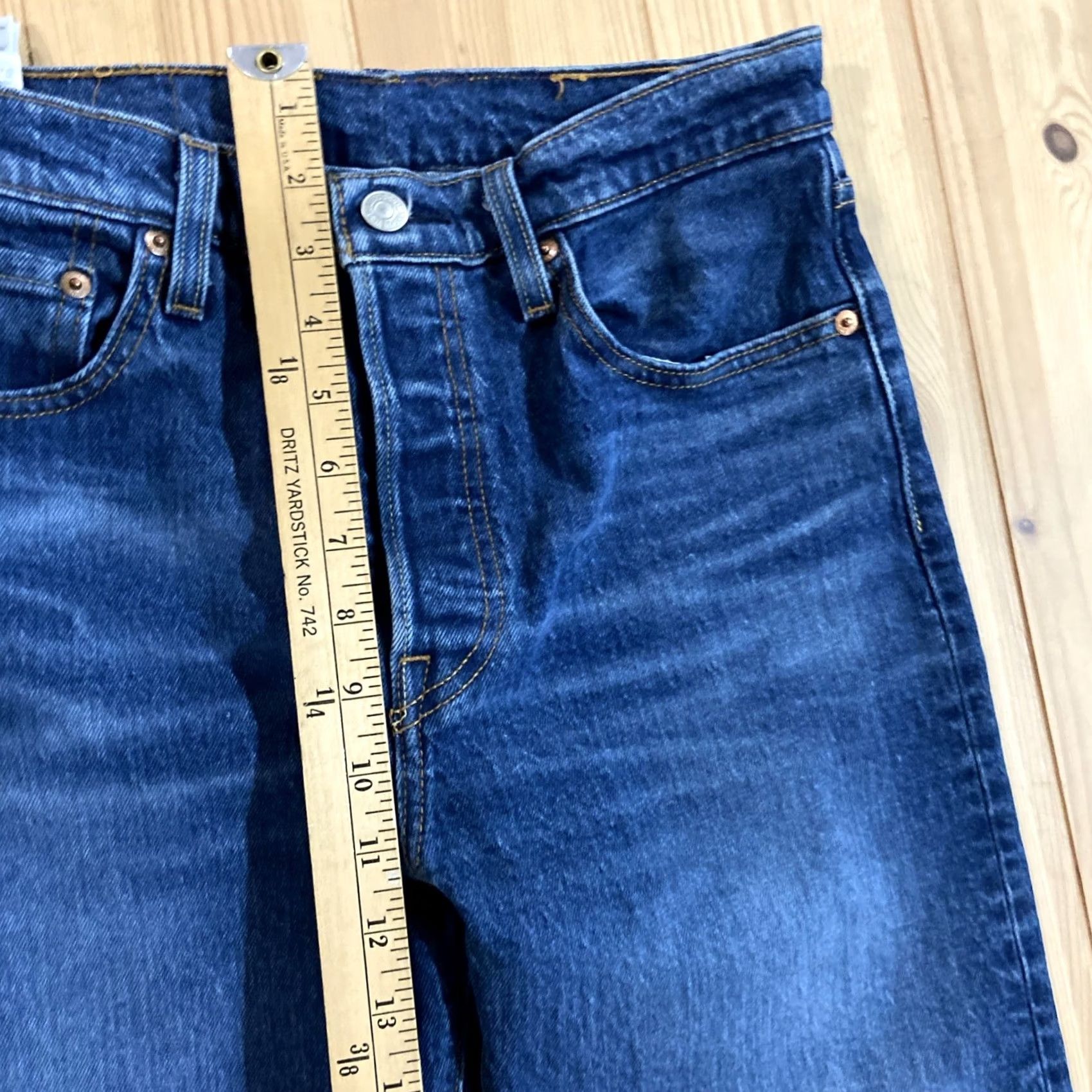 Levi's VINTAGE Levis 501 Jeans Mens 28x32 Blue Original Straight Button Fly Stretch Denim Pants Size US 28 / EU 44 - 3 Thumbnail