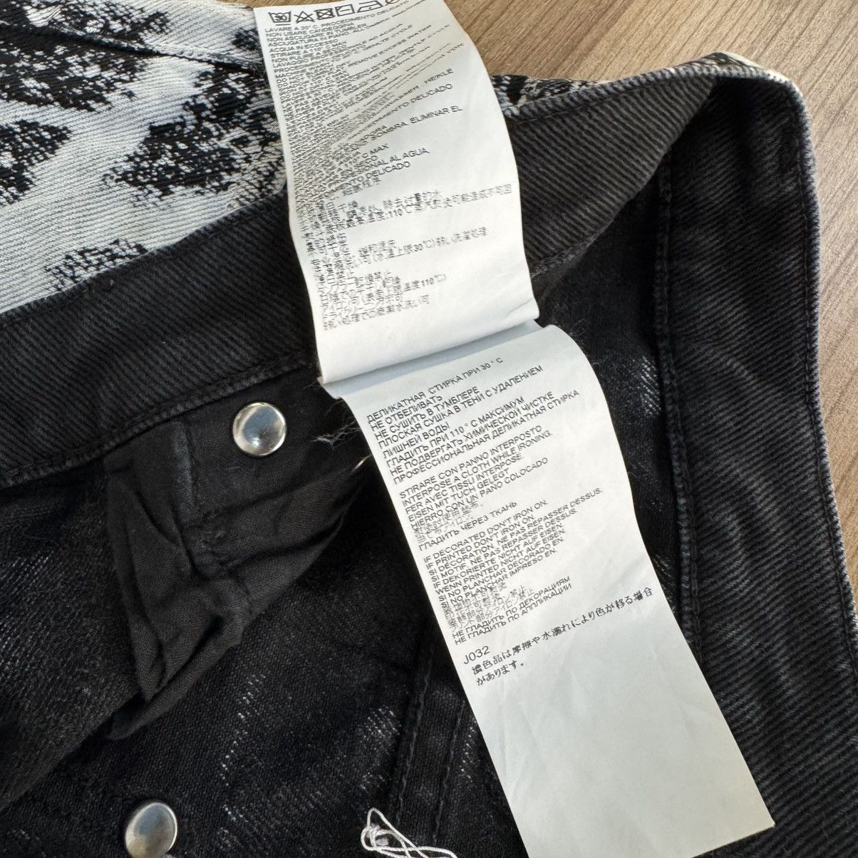 Maison Margiela Maison Margiela Printed Denim Size 26" / US 2 / IT 38 - 8 Thumbnail