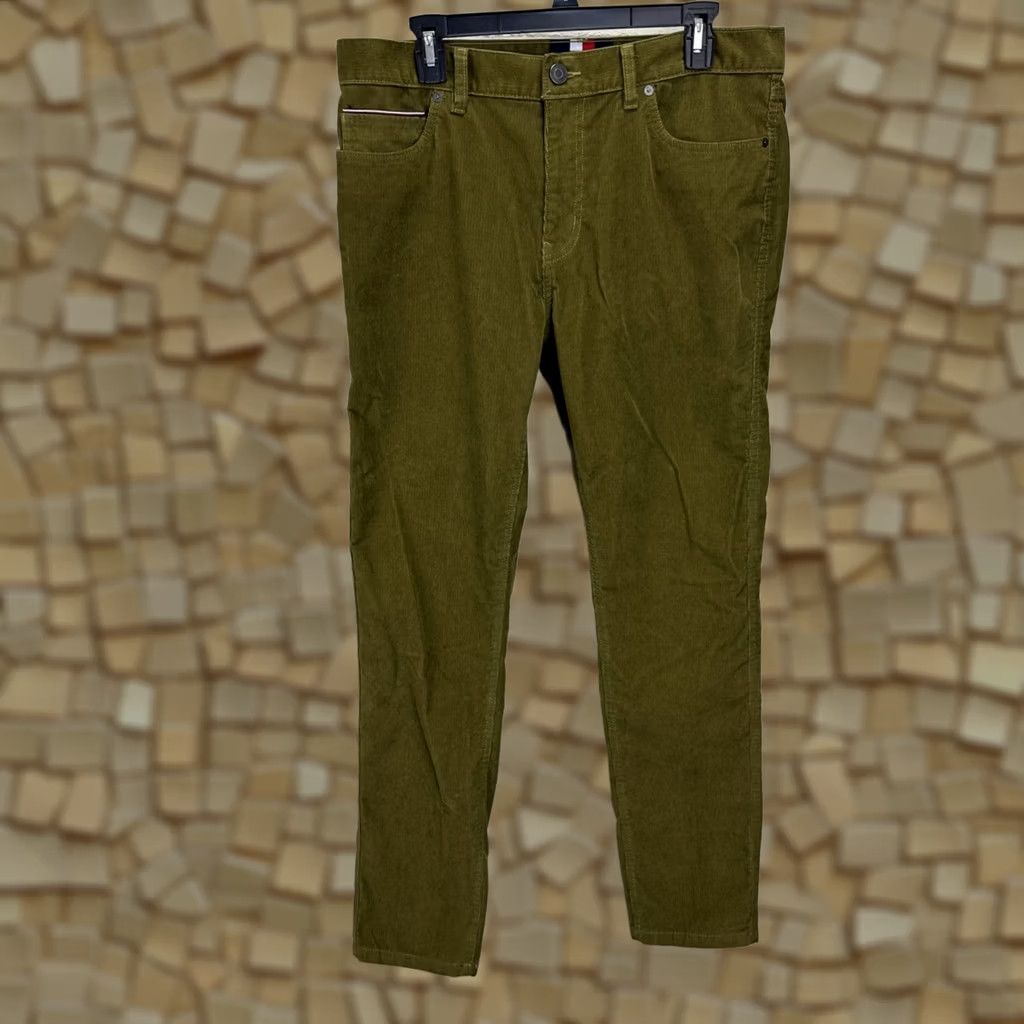 Tommy Hilfiger VINTAGE Tommy Hilfiger Corduroy Pants Mens 34x32 Olive Green Pants Straight Tapered Size US 34 / EU 50 - 1 Thumbnail