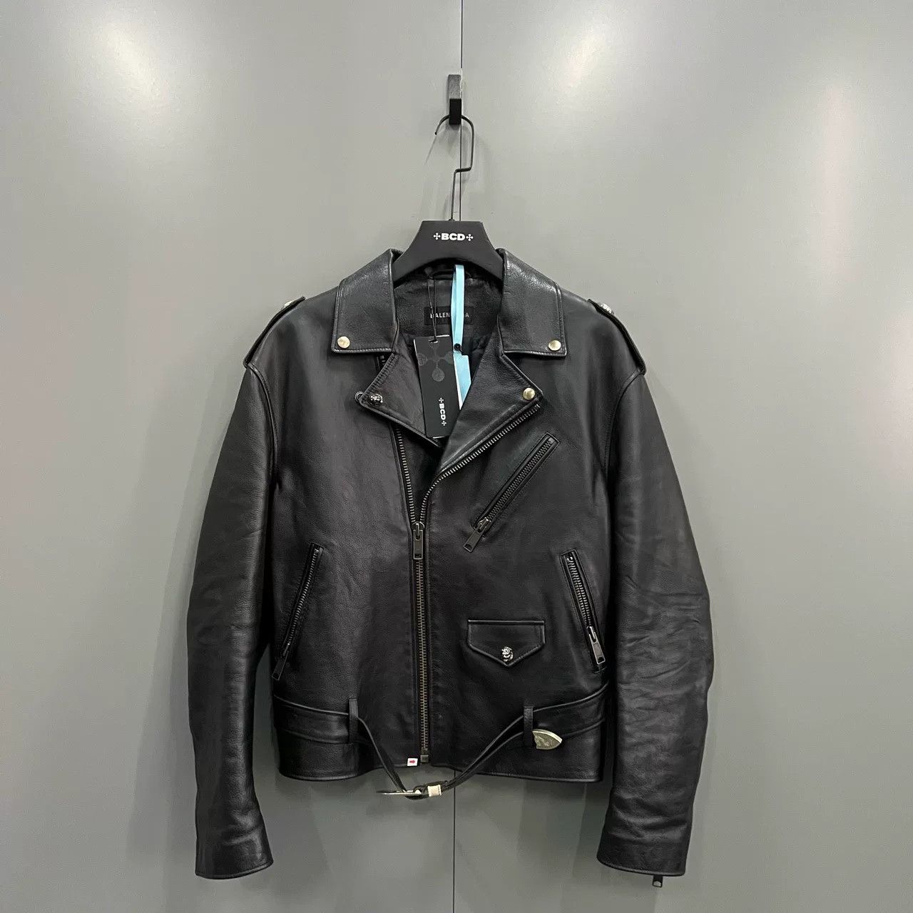 Balenciaga balenciaga graffiti leather jacket size 44 Size US L / EU 52-54 / 3 - 1 Thumbnail