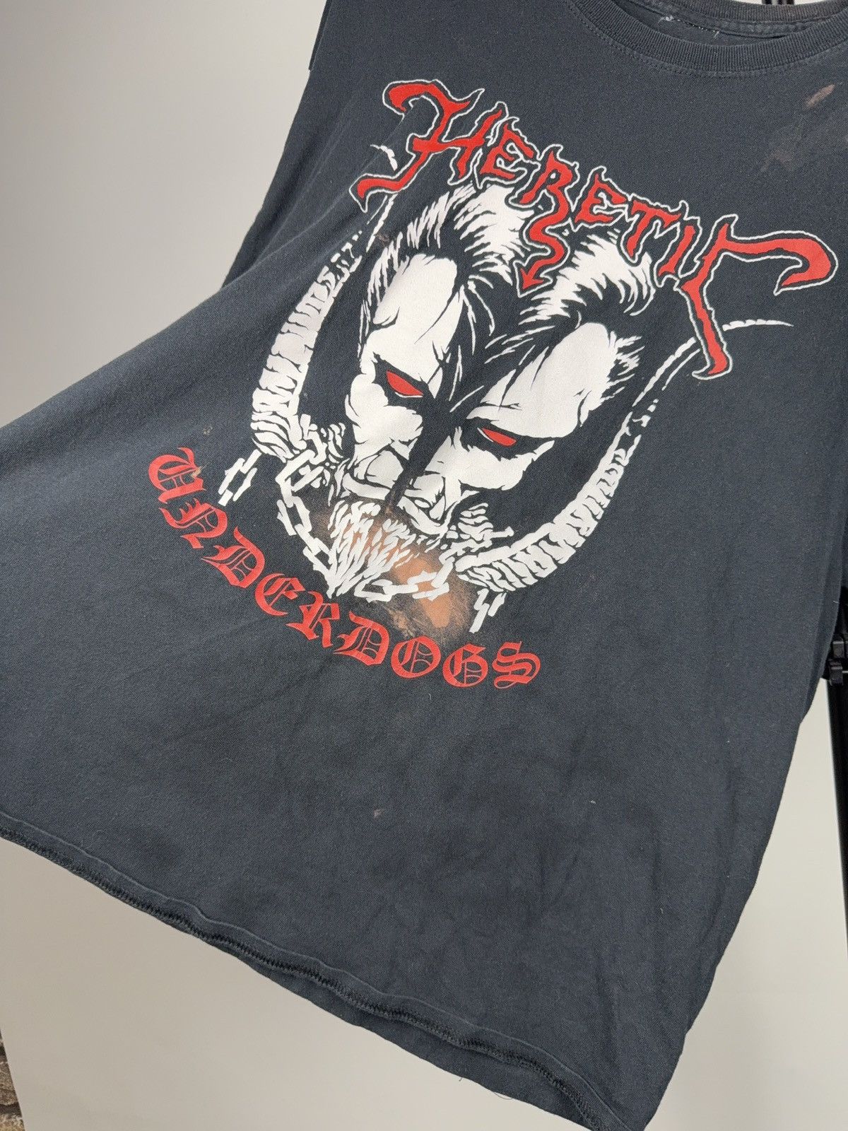 Band Tees 00s Heretic Underdogs Metal Band Graphic T Shirt Distressed Size US XL / EU 56 / 4 - 9 Thumbnail