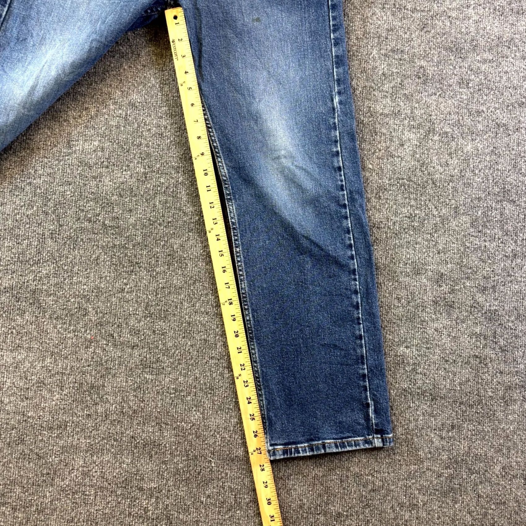Levi's Levi's 505 Jeans Men's 34x30 Blue Denim Medium Wash Regular Fit Straight Leg Size US 34 / EU 50 - 4 Thumbnail